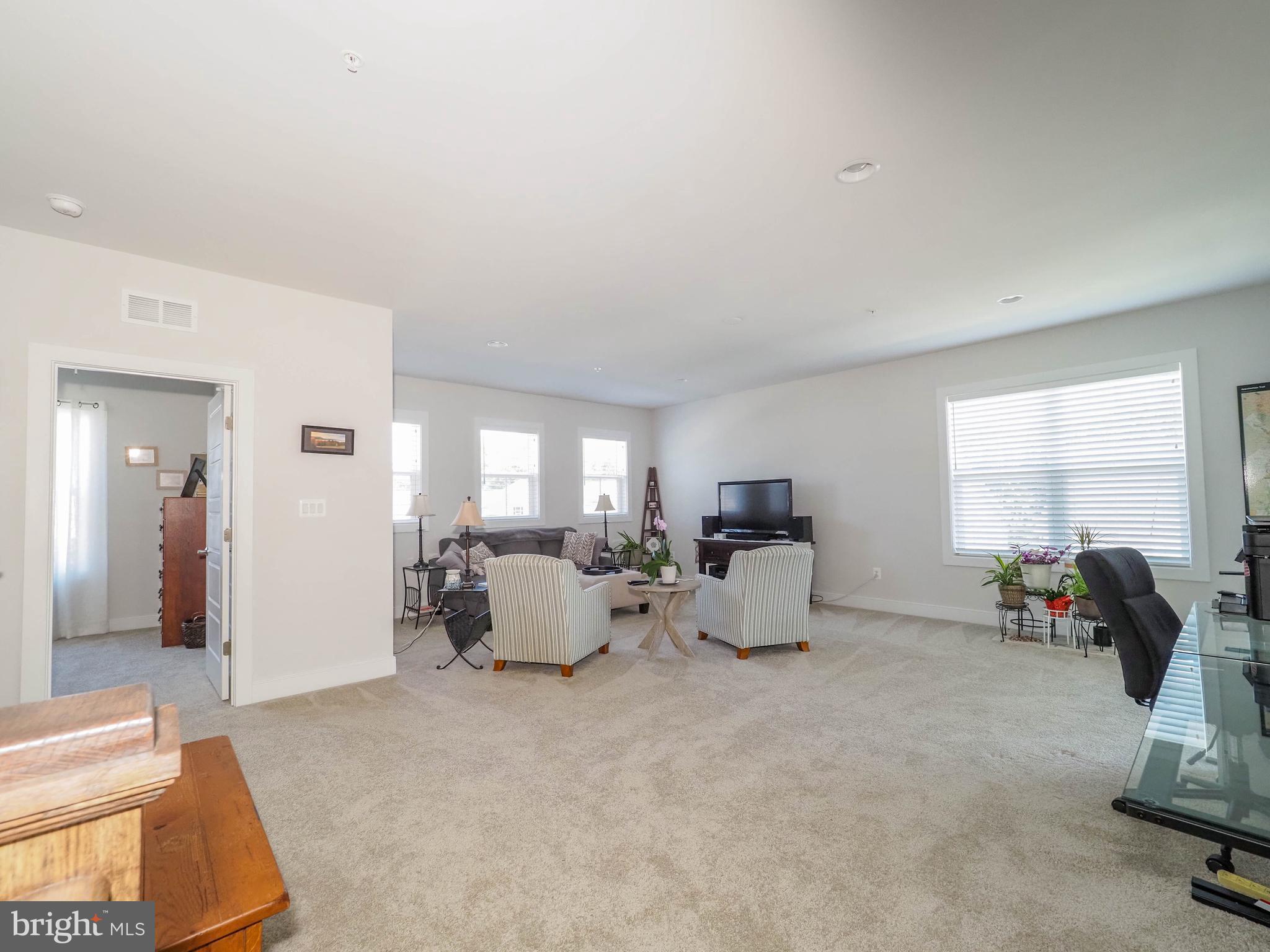 TWO RIVERS - Residential