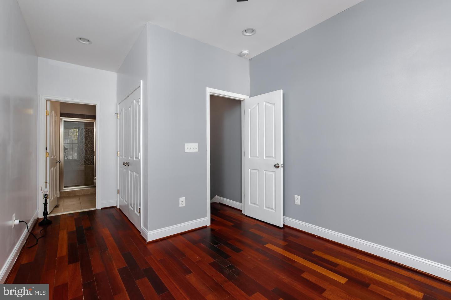 PIGTOWN - Residential Lease
