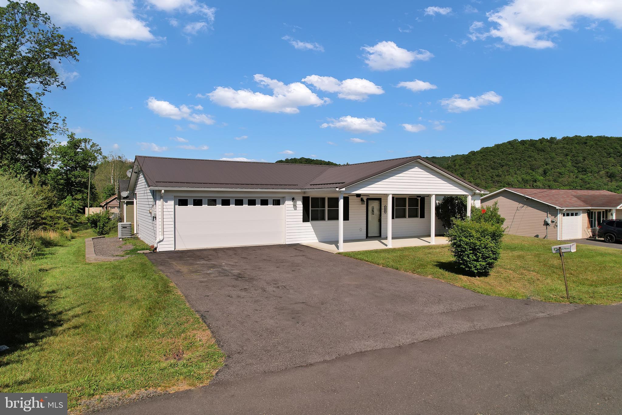 QUAIL VALLEY ESTATES - Residential
