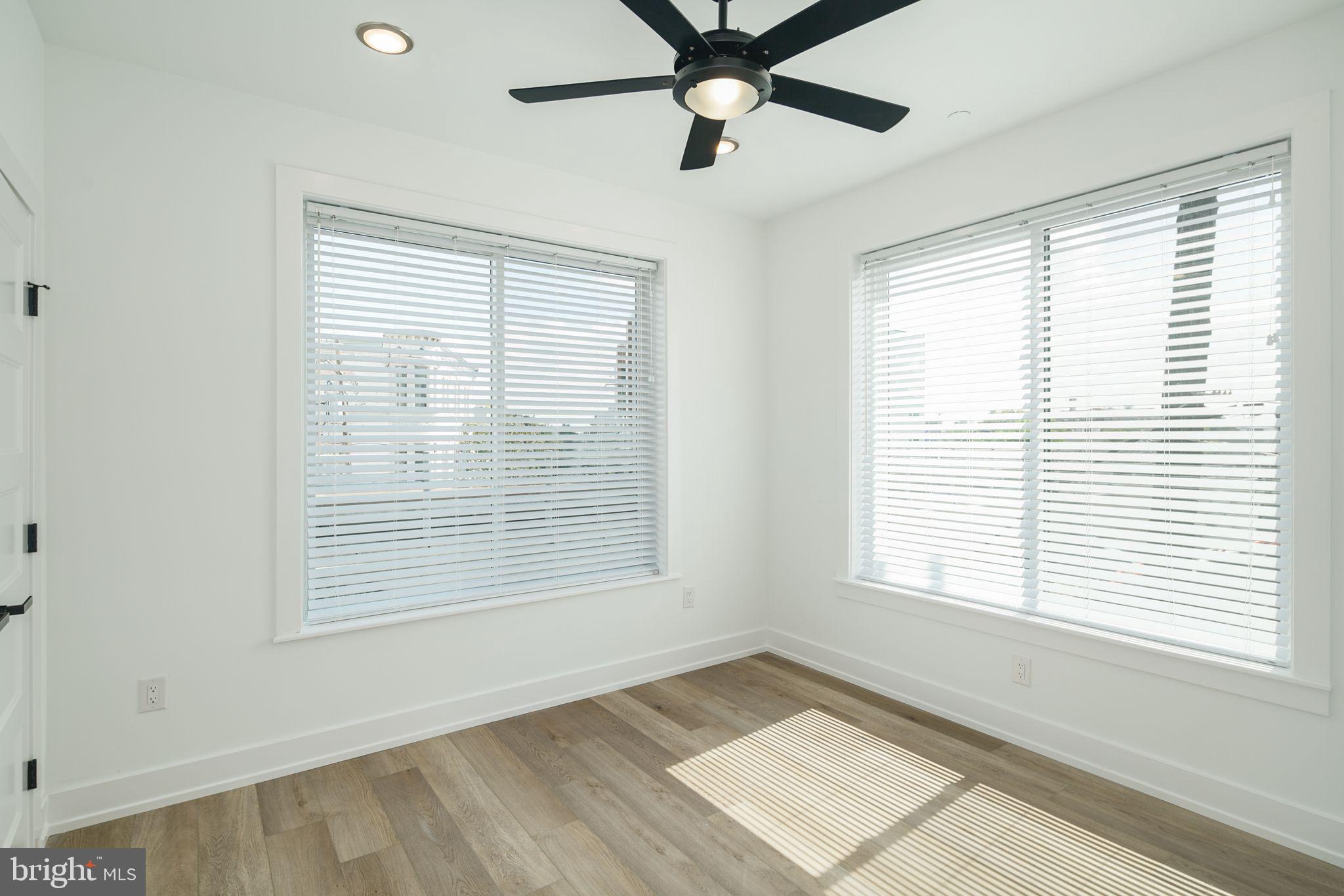 NORRIS SQUARE - Residential Lease