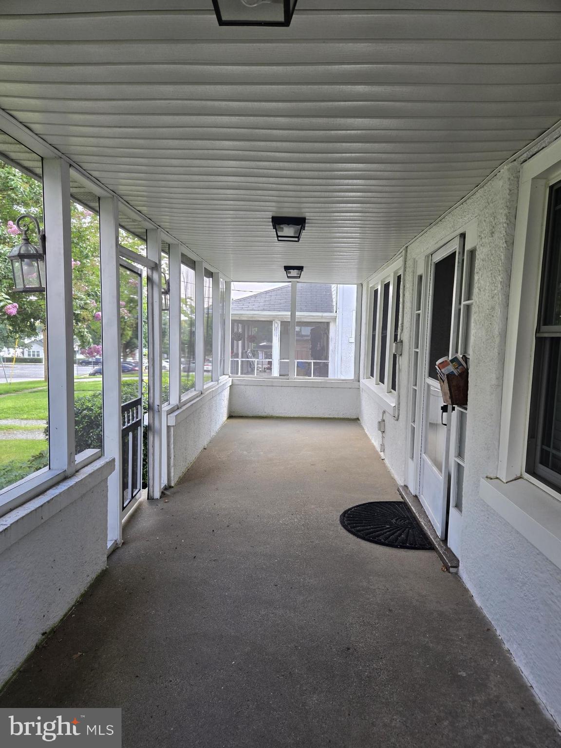 3 N CLIFTON AVENUE