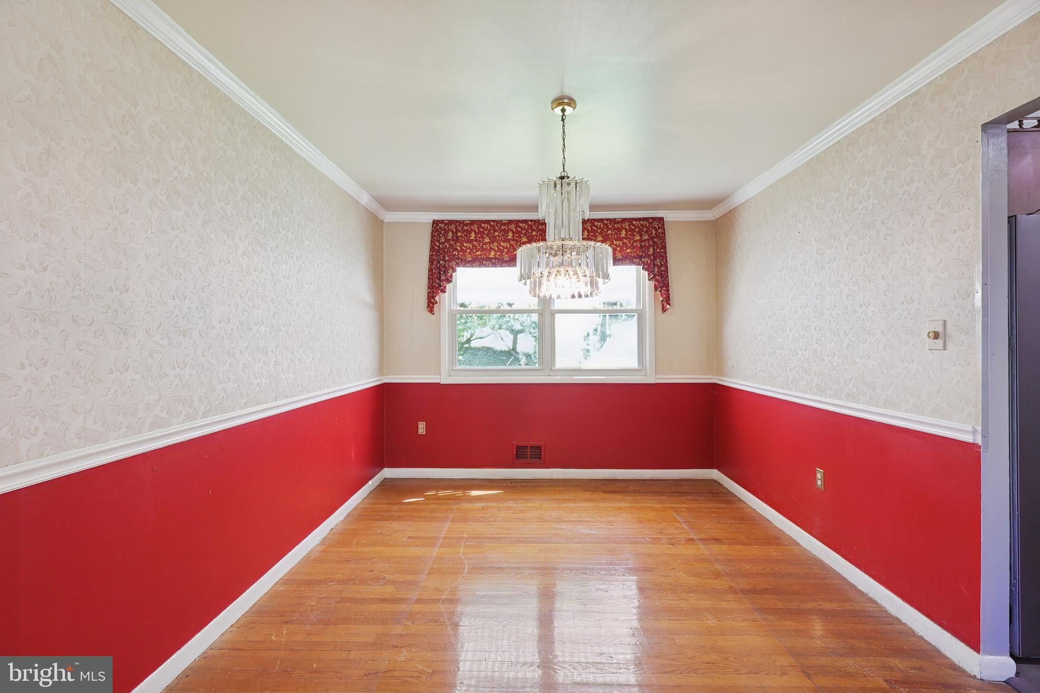 5704 COLON TERRACE