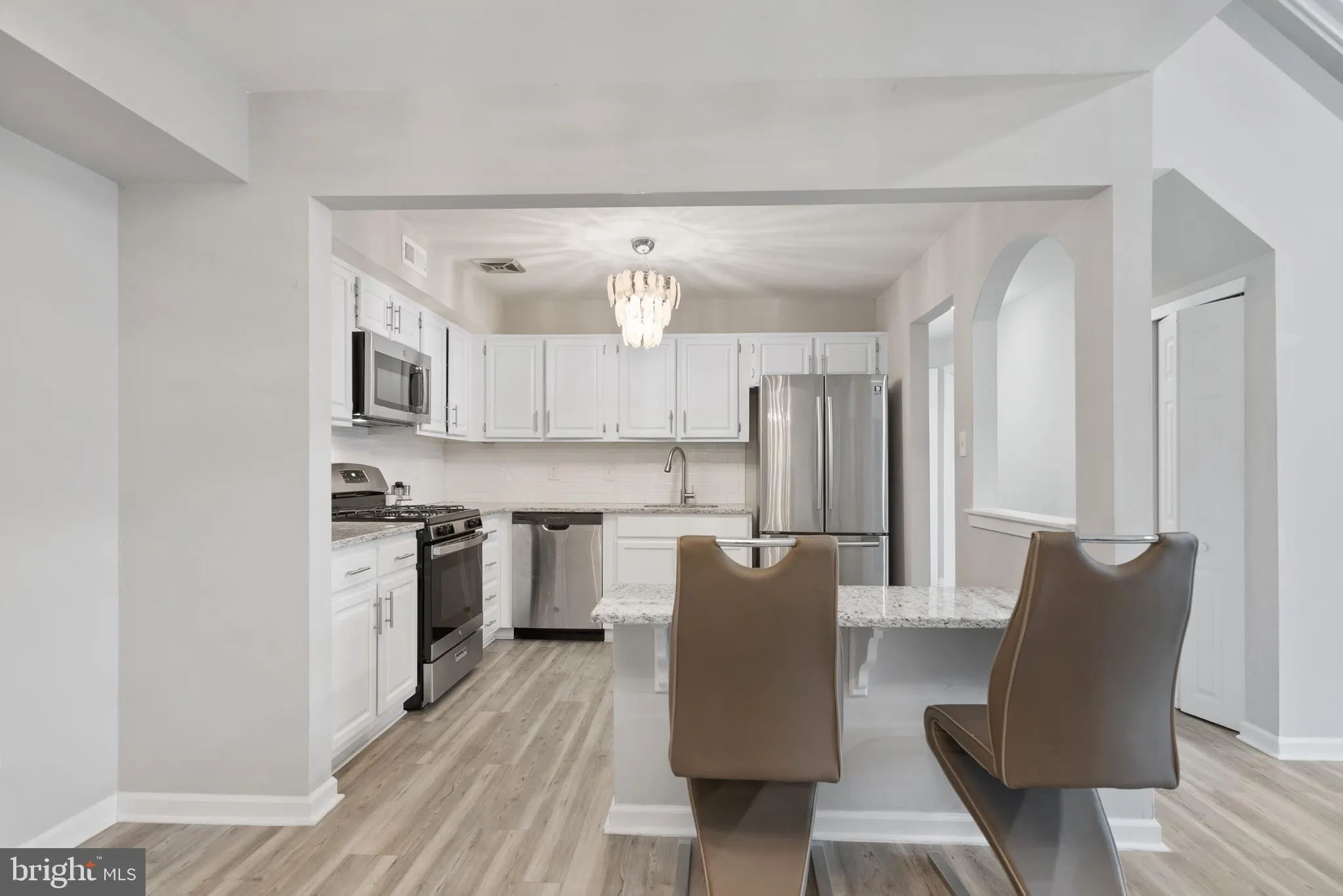 Philadelphia, Pennsylvania 19114, United States, 2 Bedrooms Bedrooms, ,3 BathroomsBathrooms,Residential,Contingent,80882