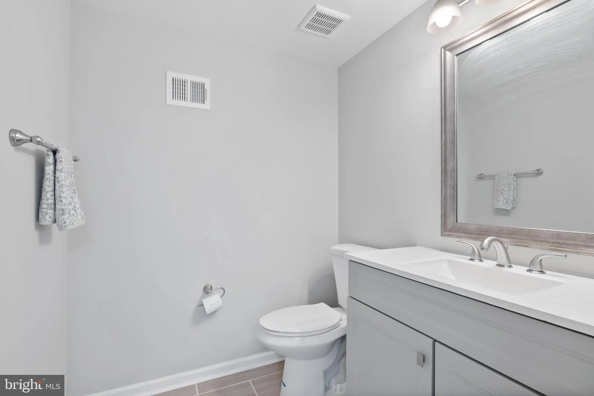 Philadelphia, Pennsylvania 19114, United States, 2 Bedrooms Bedrooms, ,3 BathroomsBathrooms,Residential,Contingent,80882