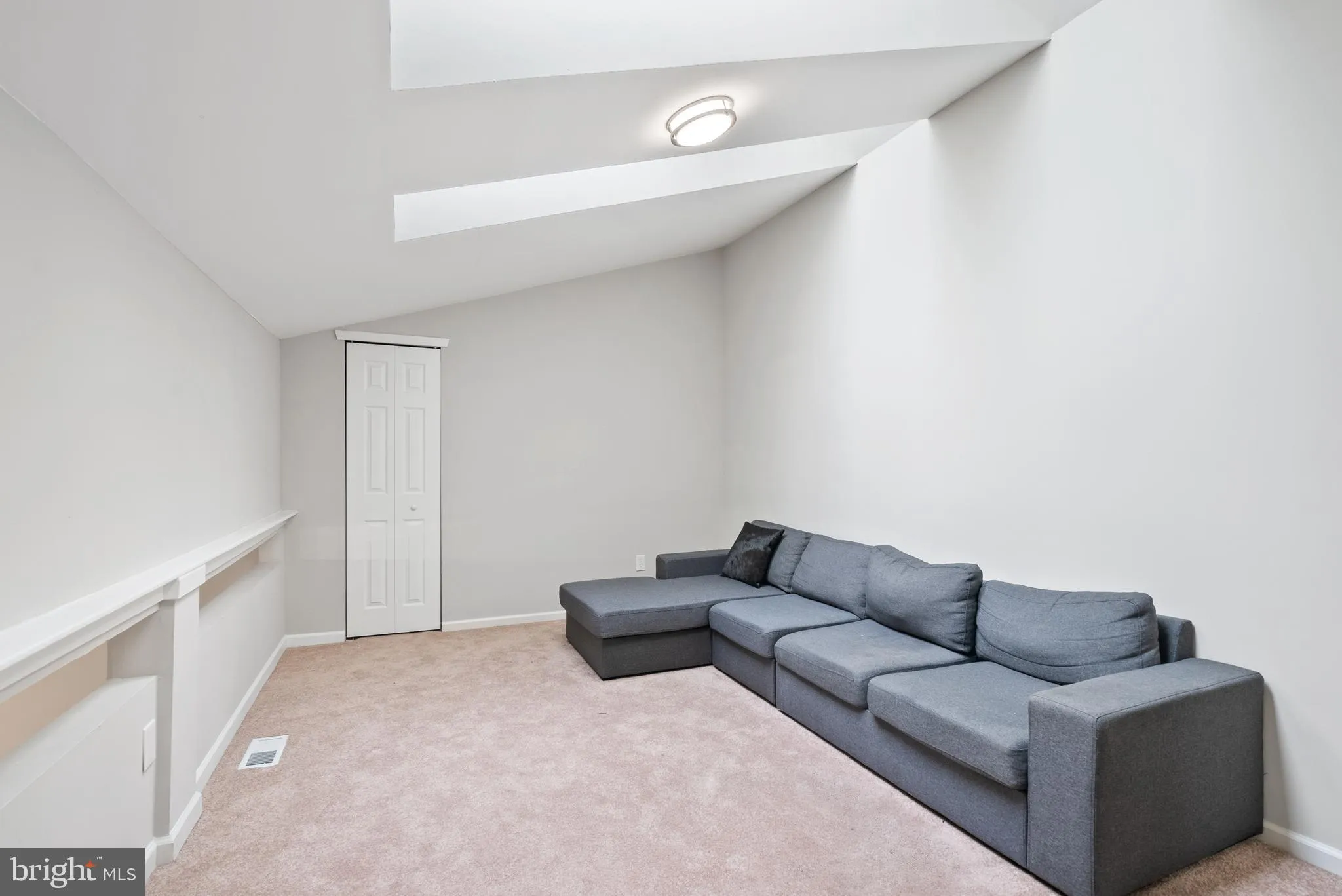 Philadelphia, Pennsylvania 19114, United States, 2 Bedrooms Bedrooms, ,3 BathroomsBathrooms,Residential,Contingent,80882