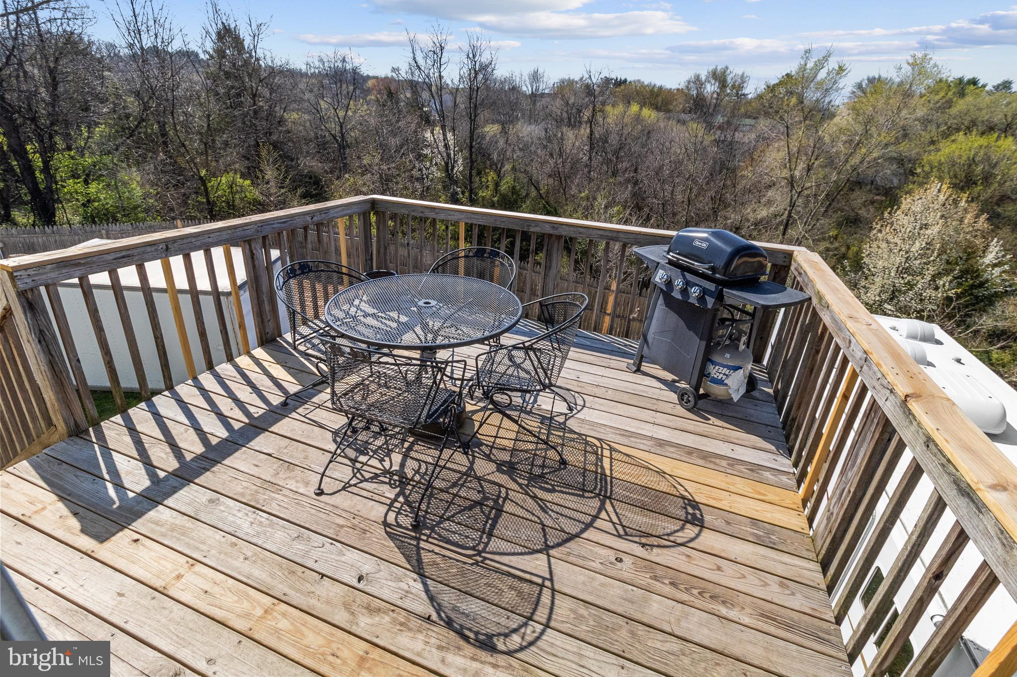 INWOOD MEADOWS - Residential