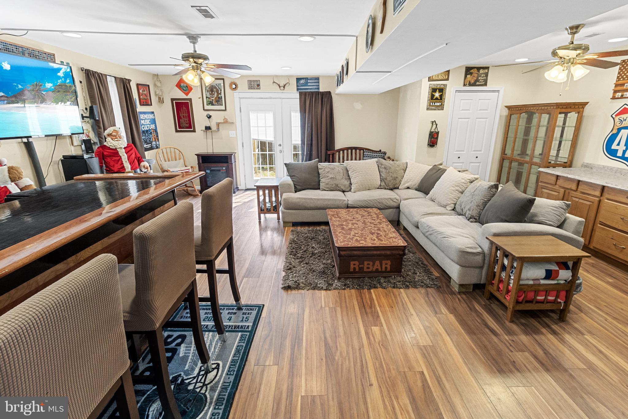 INWOOD MEADOWS - Residential