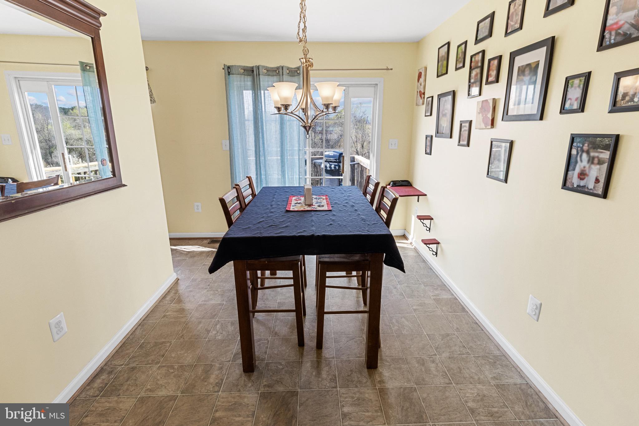 INWOOD MEADOWS - Residential