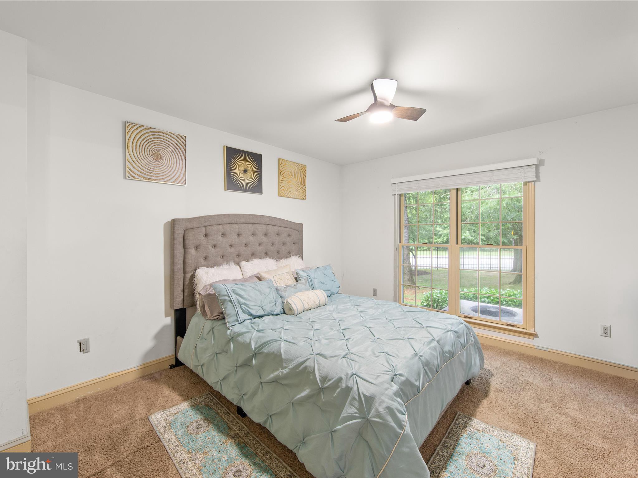 VILLAGE IN THE PARK - Residential