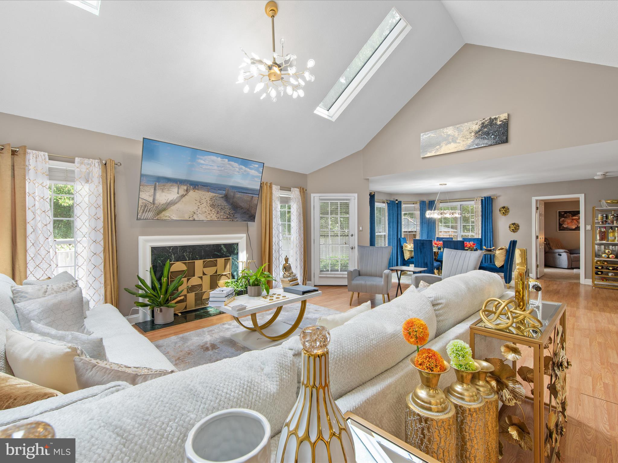 VILLAGE IN THE PARK - Residential