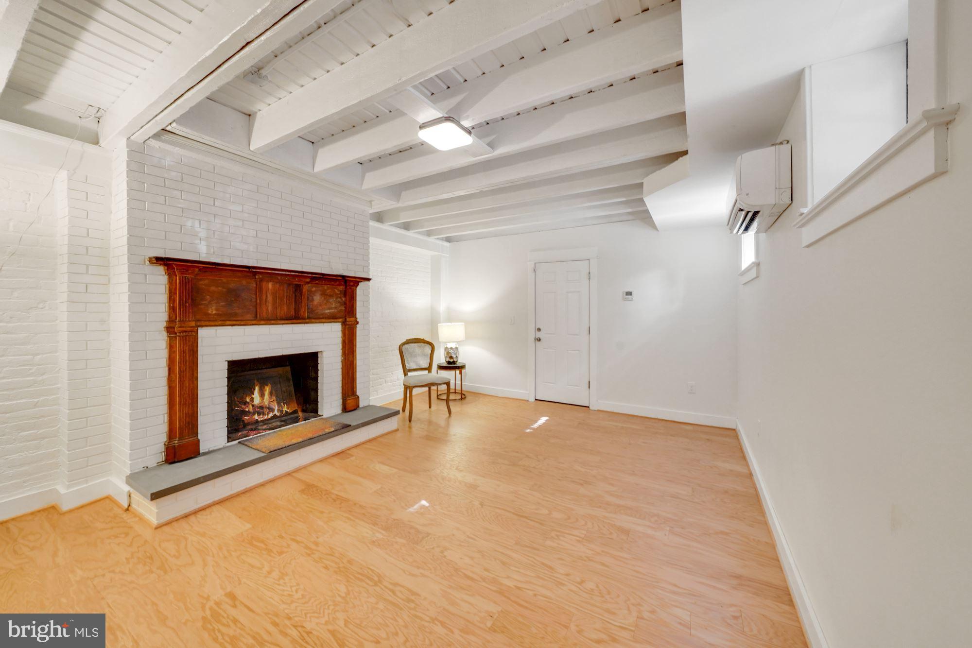 GEORGETOWN - Residential