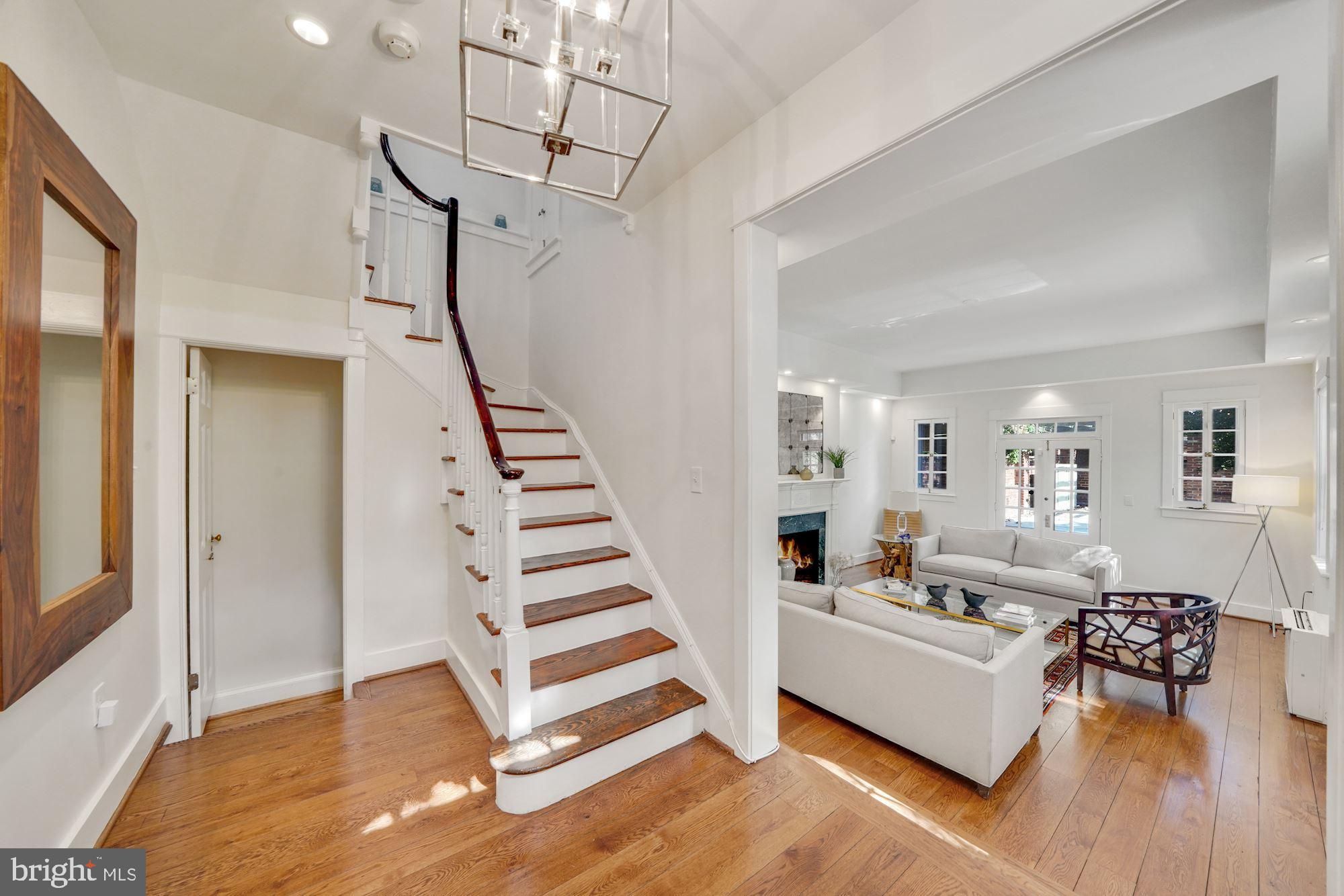 GEORGETOWN - Residential