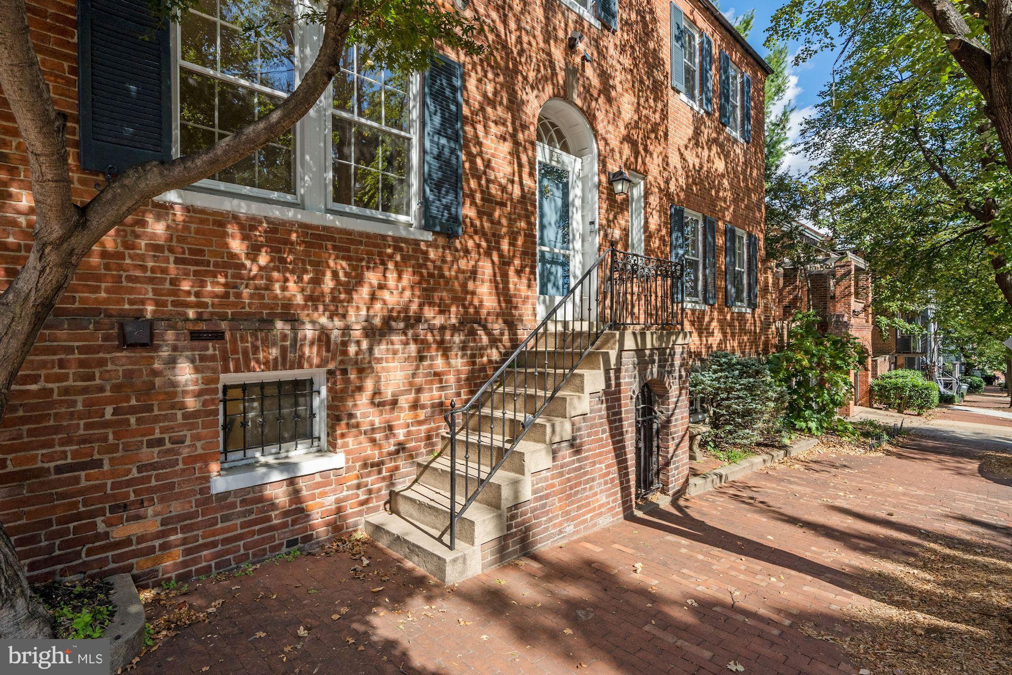 GEORGETOWN - Residential