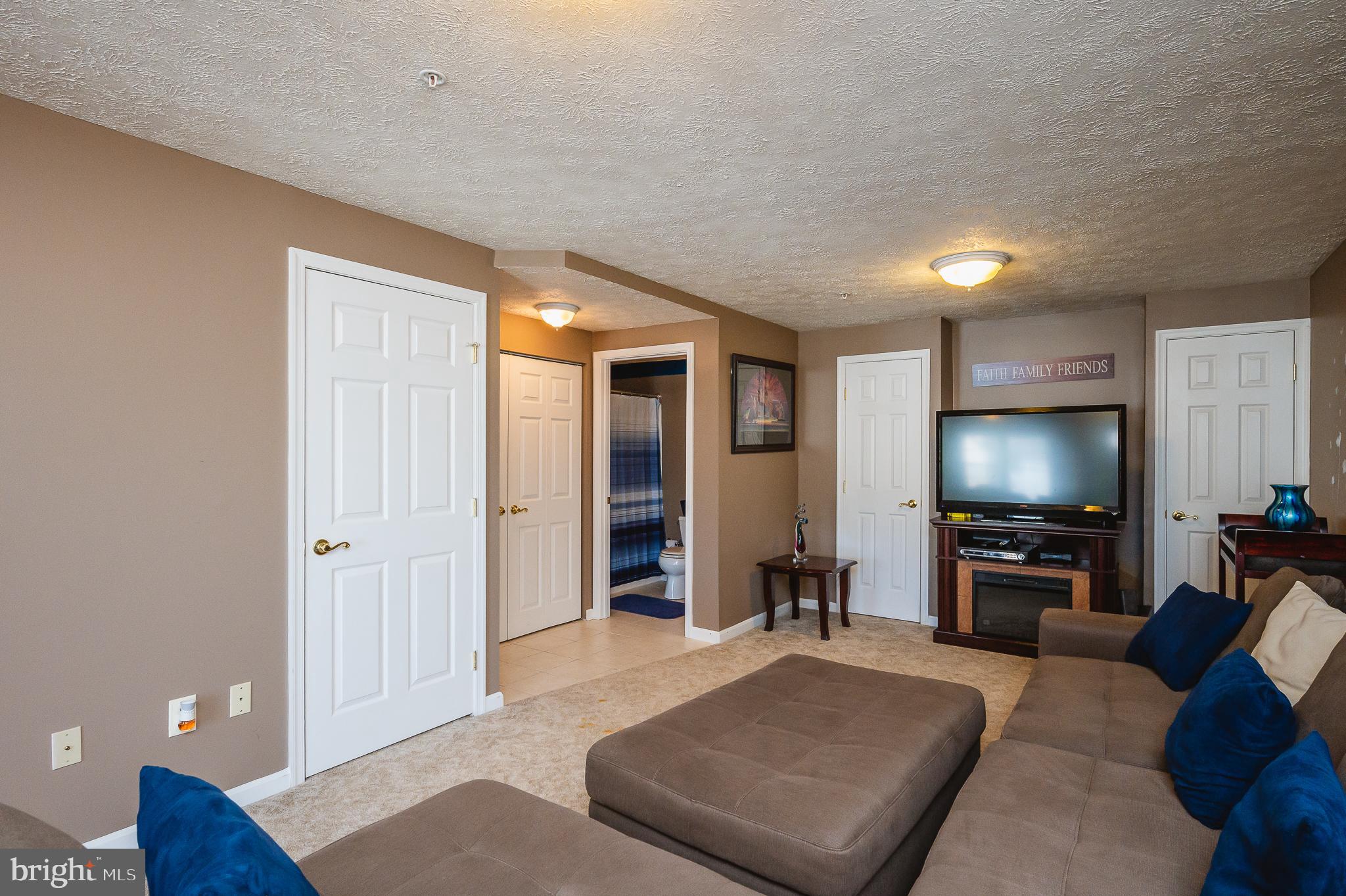 MONMOUTH MEADOWS - Residential