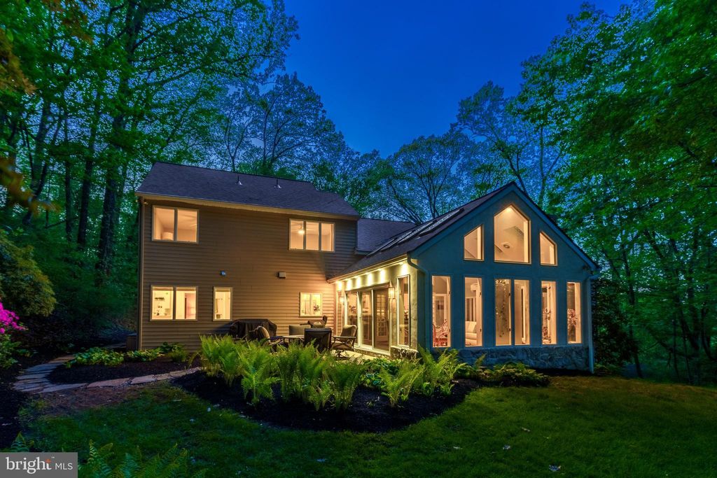 Photo of 2640 Spring Valley Road, LANCASTER, PA 17601 (MLS # PALA2085994)