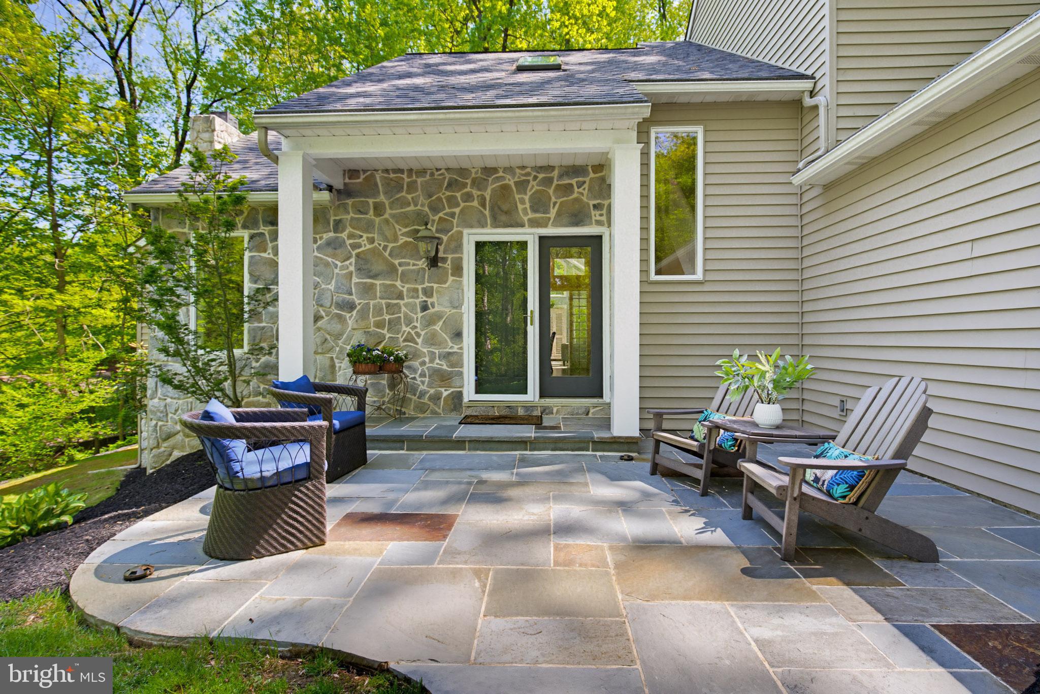 2640 SPRING VALLEY ROAD