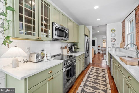 Townhouse For Sale - 822 N Lecount Street<br/> Philadelphia County, PHILADELPHIA, PA 19130
