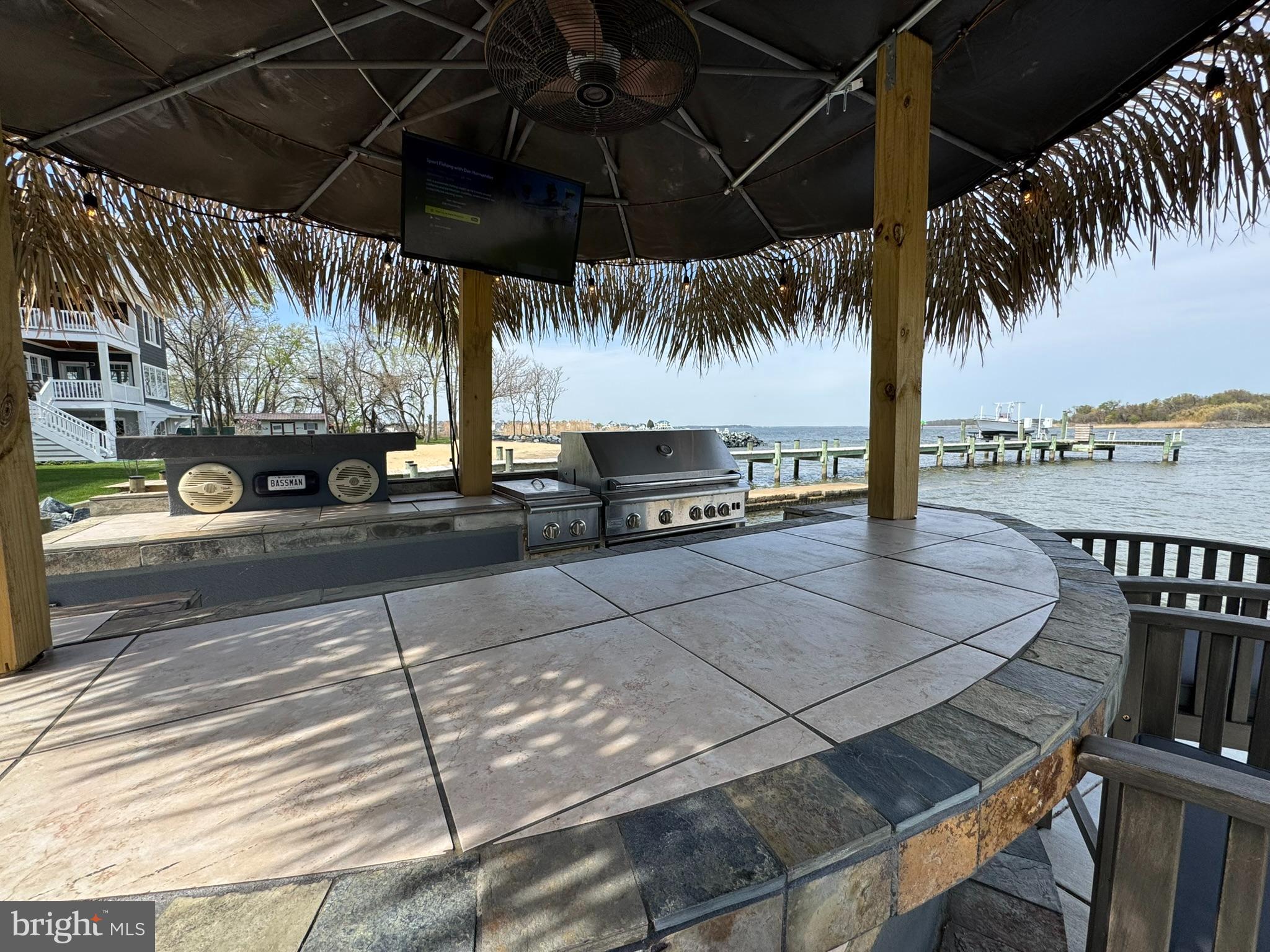 MILLERS ISLAND - Residential