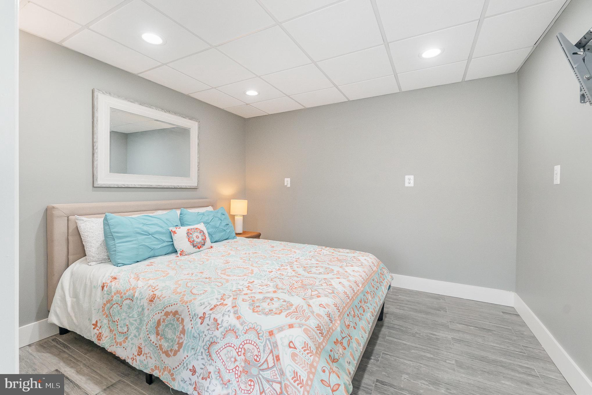 MILLERS ISLAND - Residential