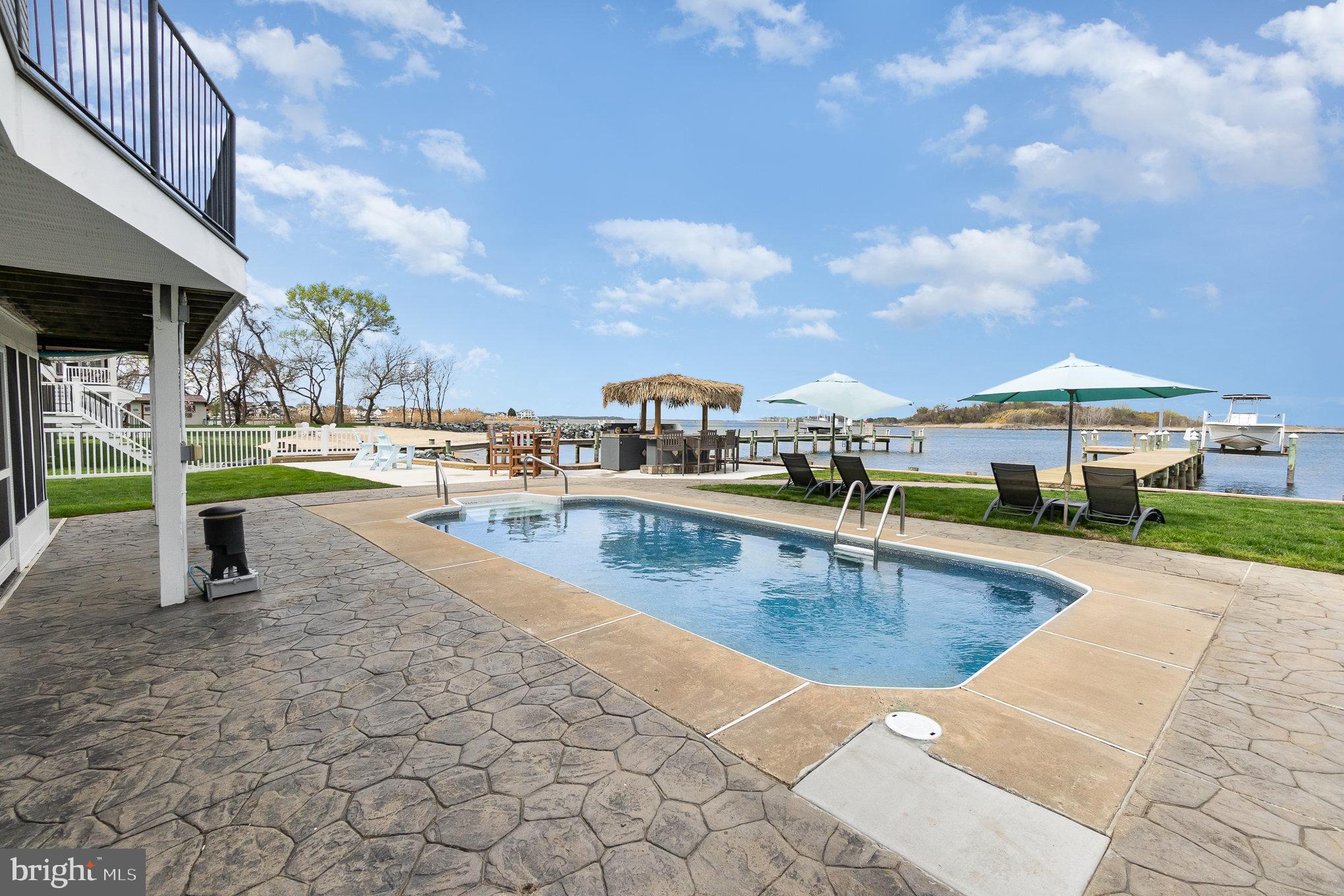 MILLERS ISLAND - Residential