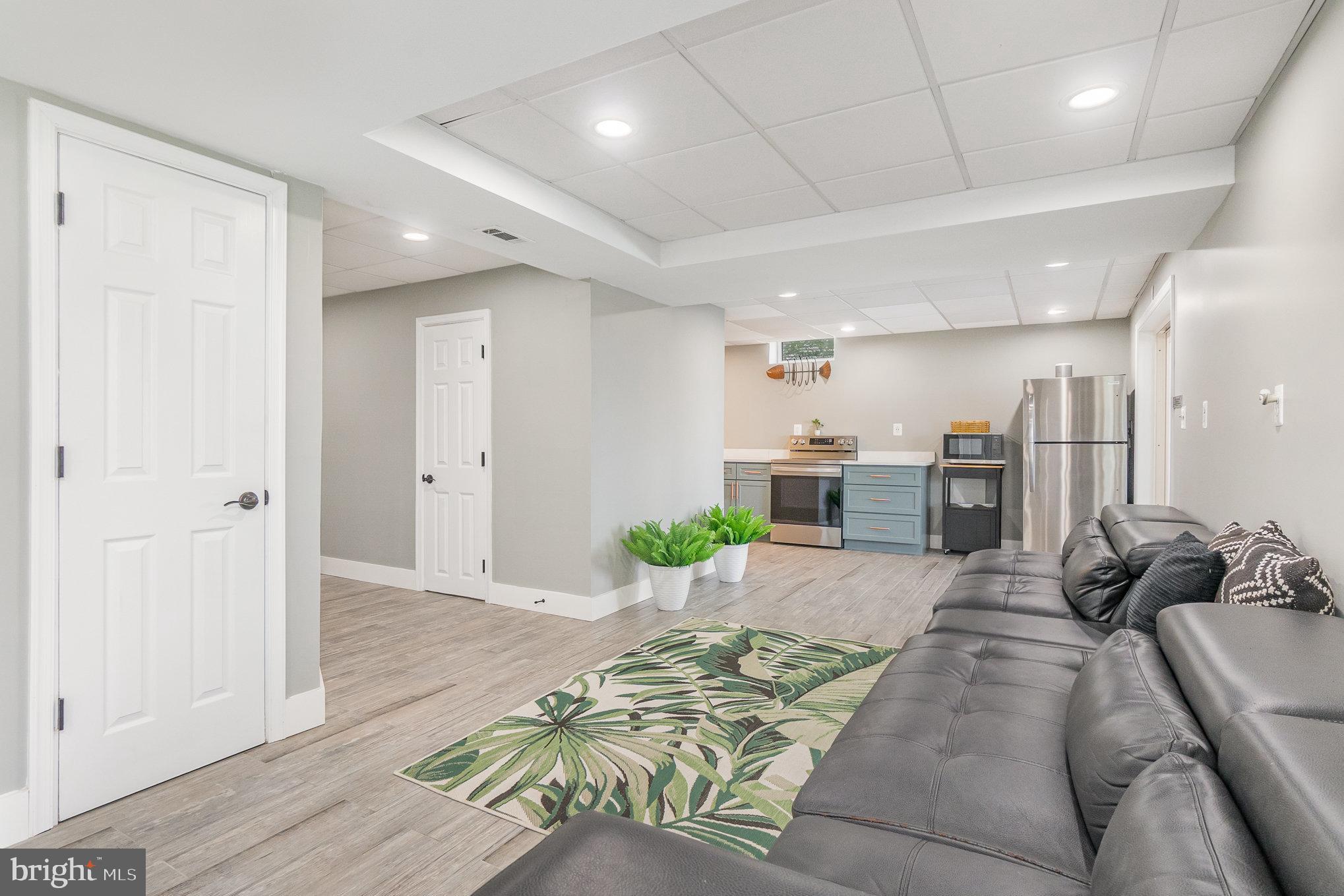 MILLERS ISLAND - Residential