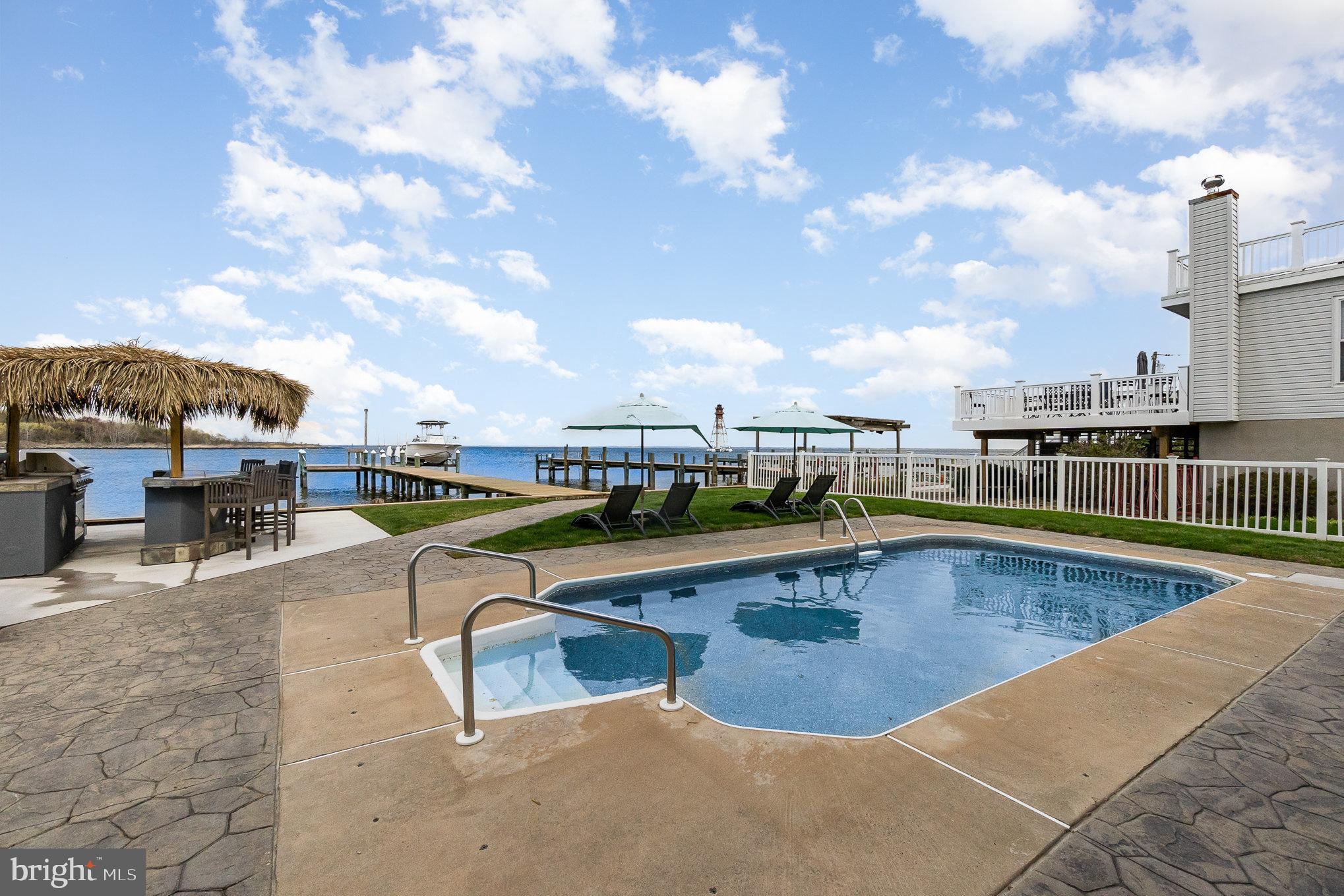 MILLERS ISLAND - Residential