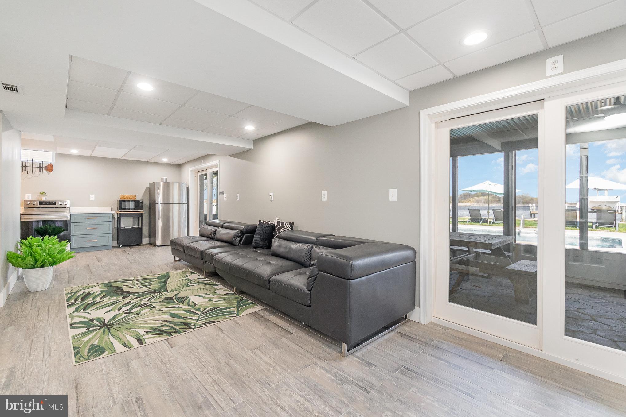 MILLERS ISLAND - Residential