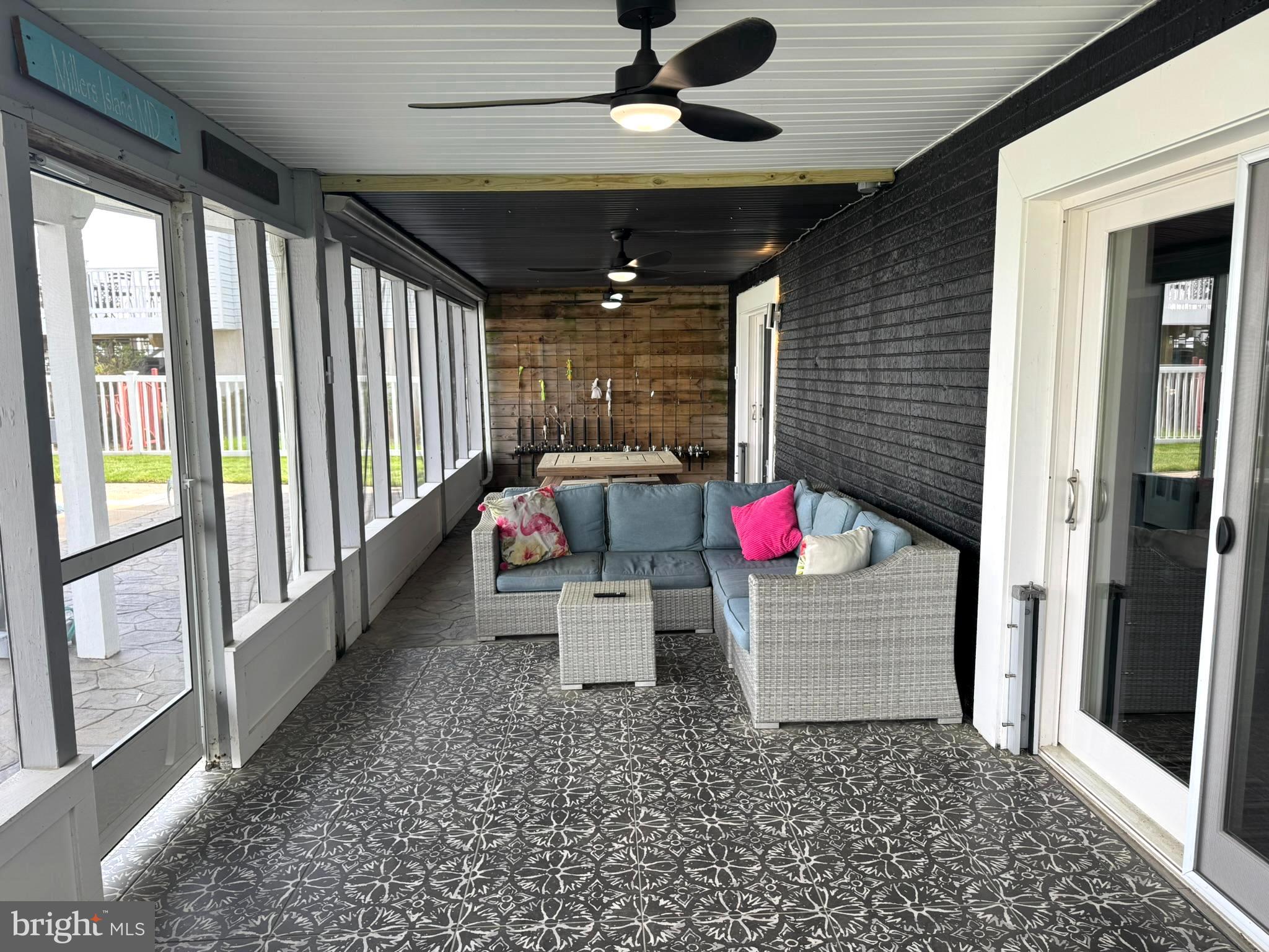 MILLERS ISLAND - Residential