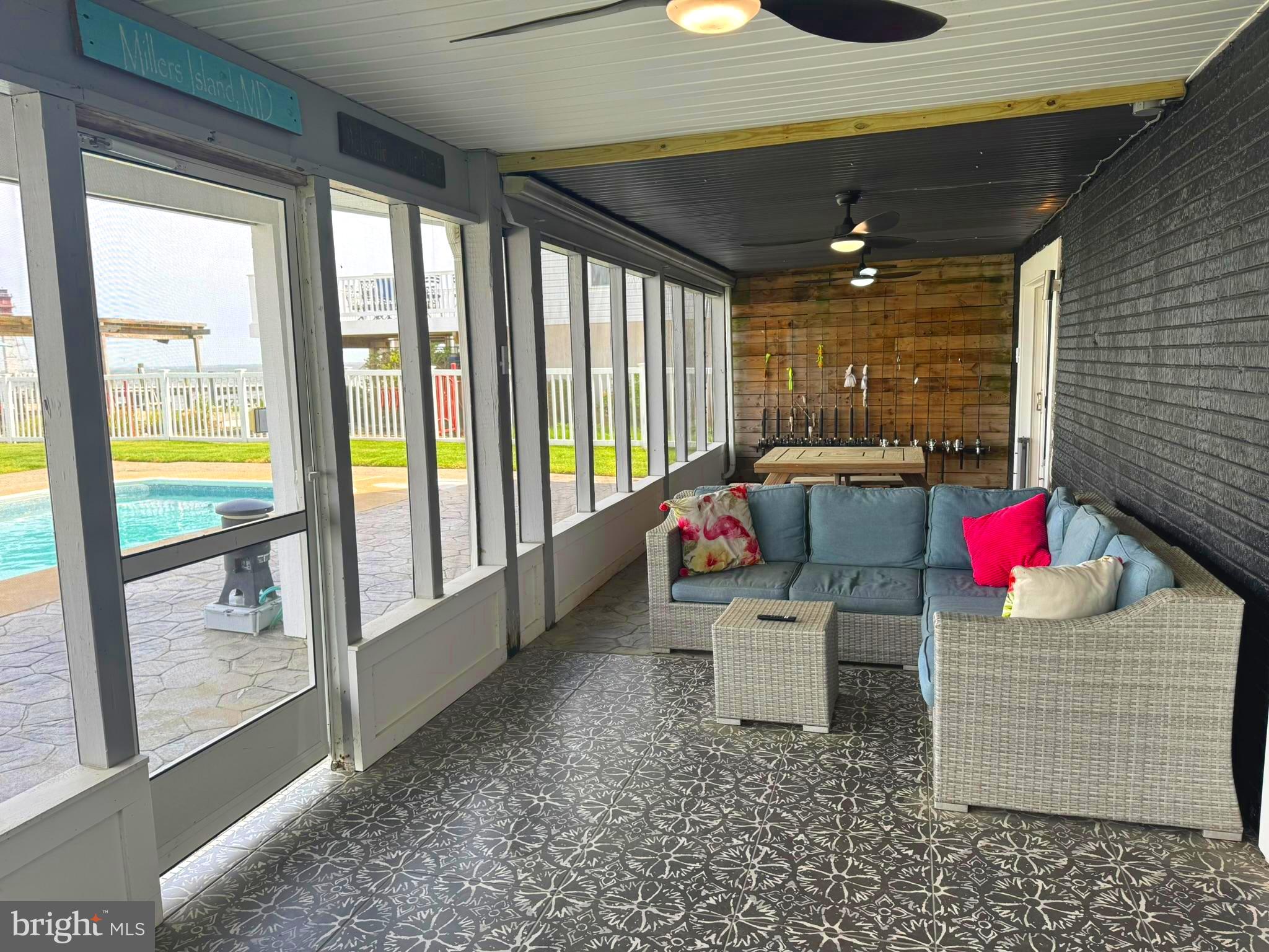 MILLERS ISLAND - Residential