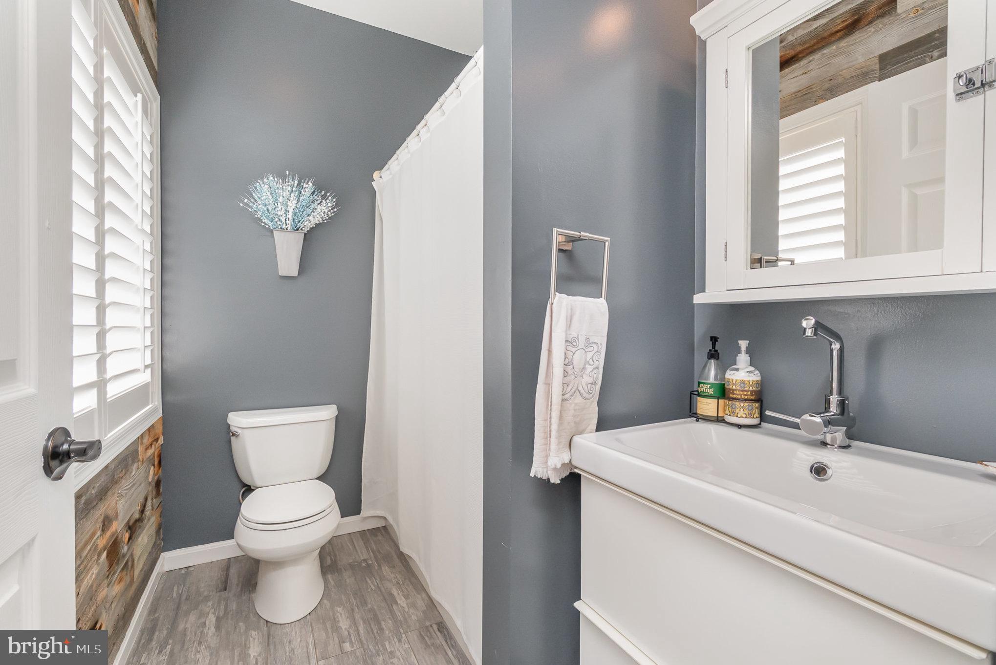 MILLERS ISLAND - Residential