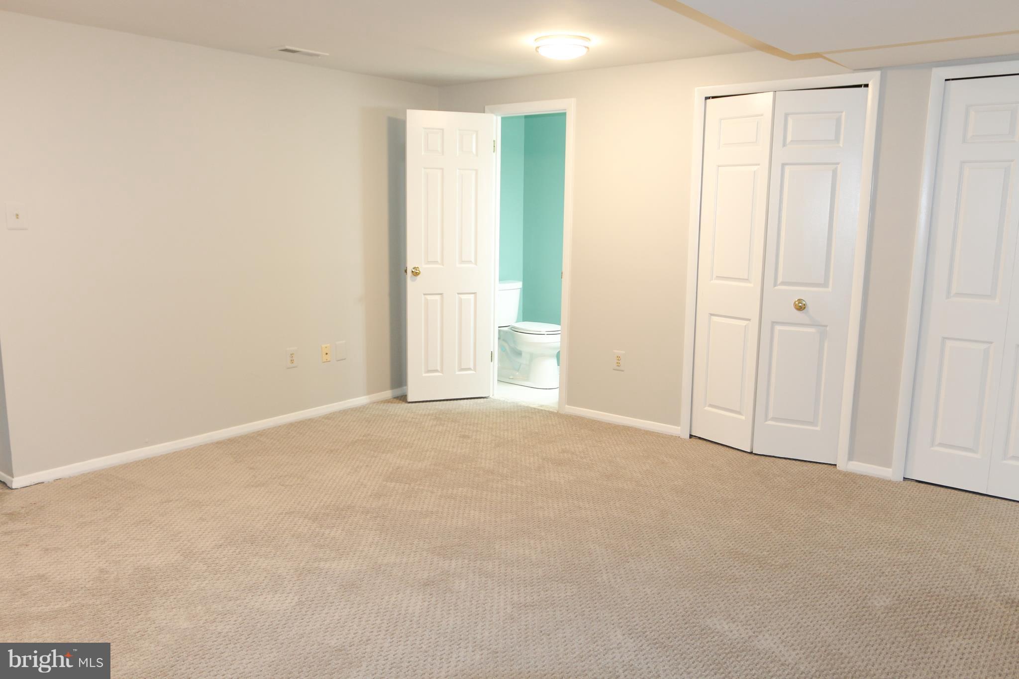 WOODLAND VILLAGE - Residential