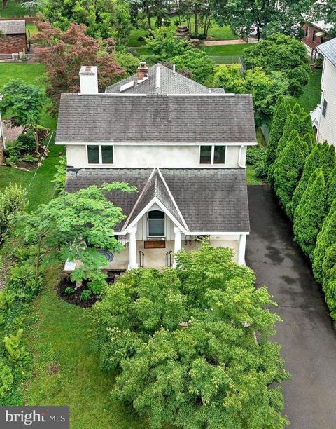 20 GROVE AVENUE FLOURTOWN PA 19031