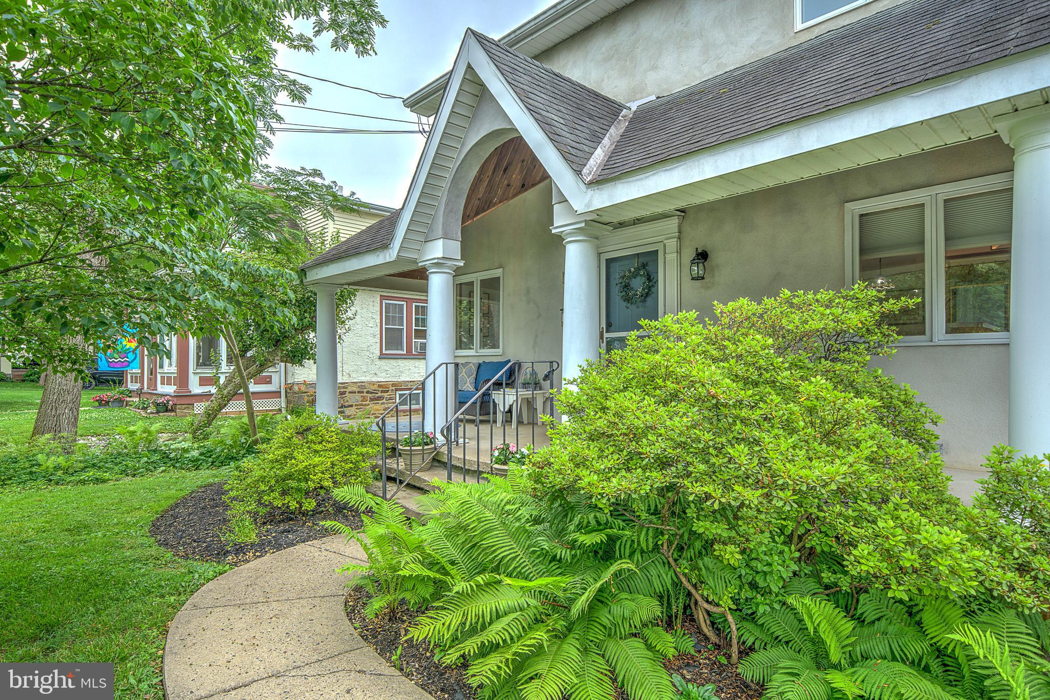 20 GROVE AVENUE