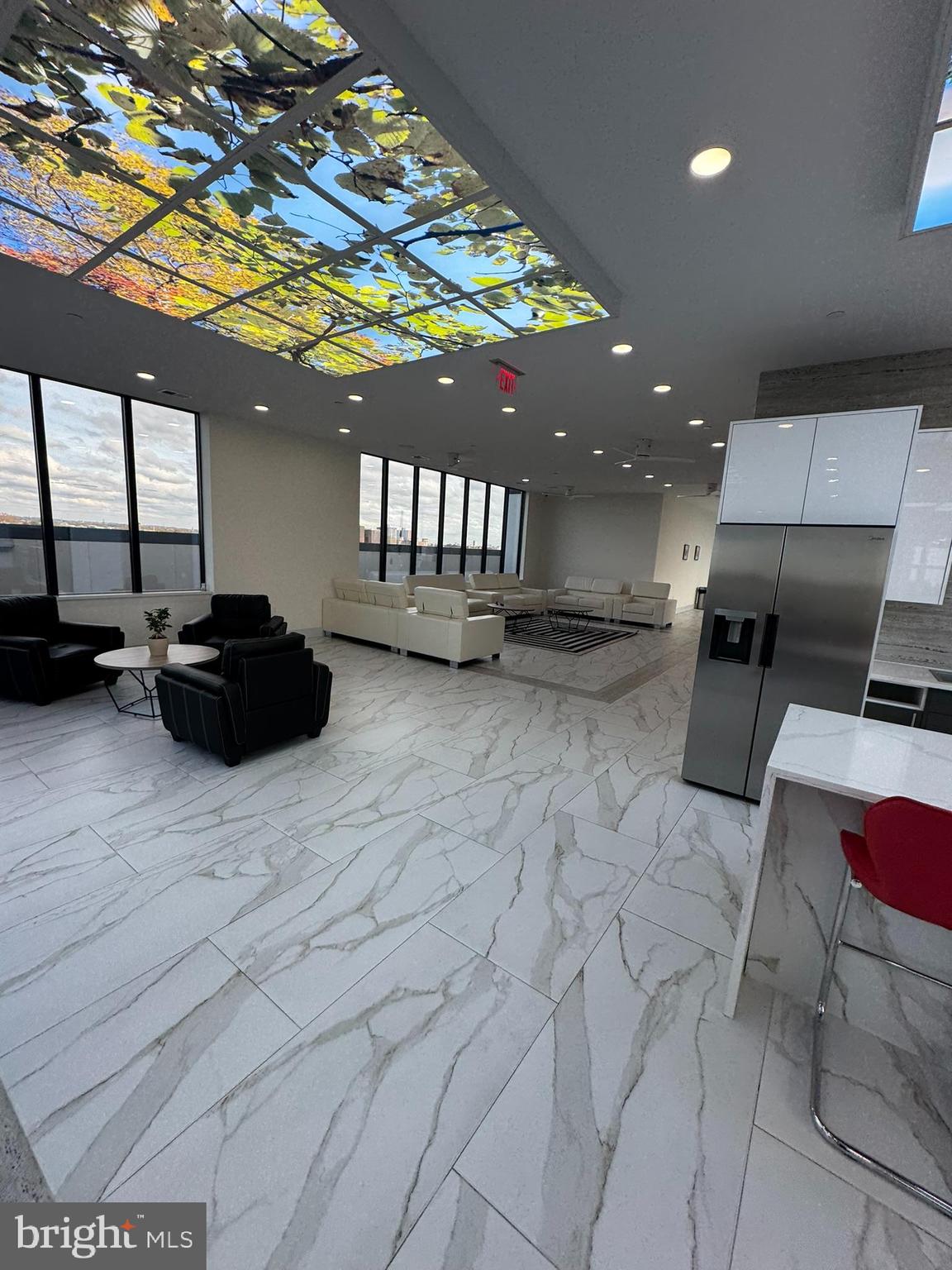 UNIVERSITY CITY - Residential Lease