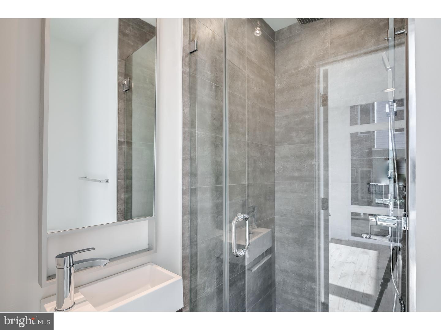 OLDE KENSINGTON - Residential