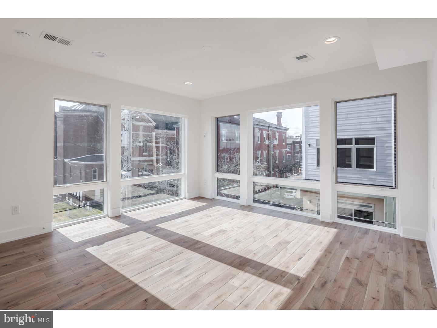 OLDE KENSINGTON - Residential