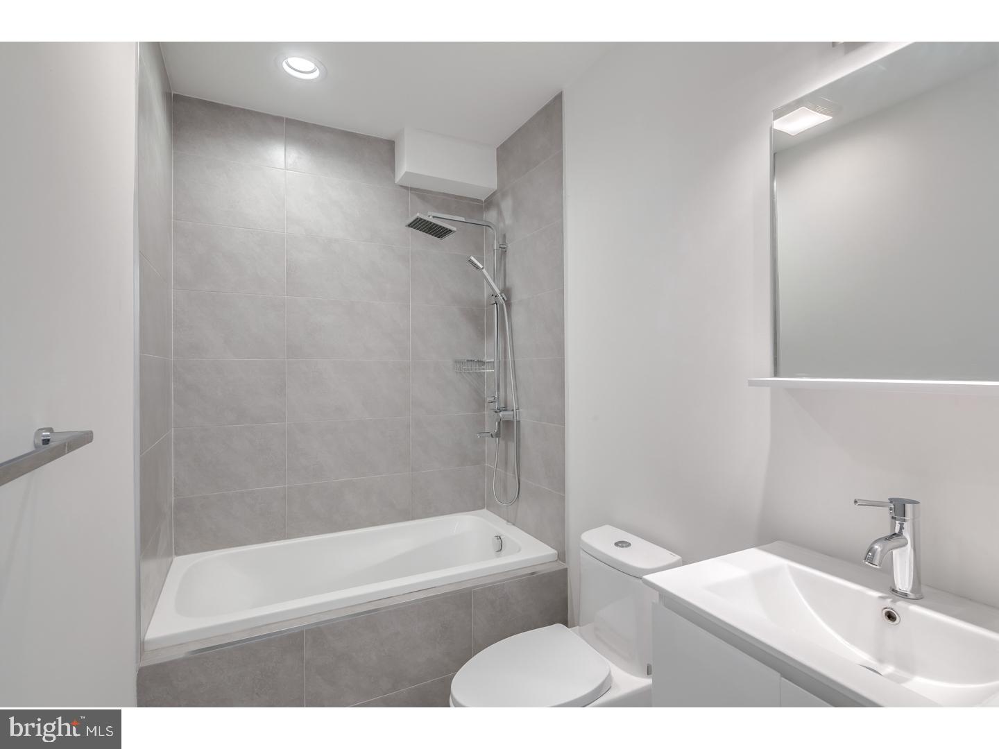 OLDE KENSINGTON - Residential