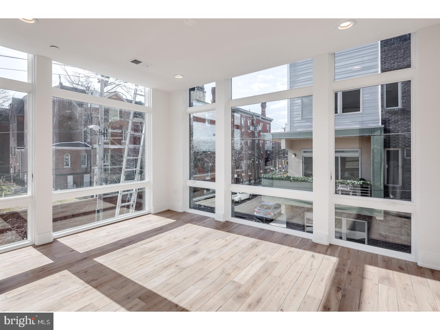 OLDE KENSINGTON - Residential