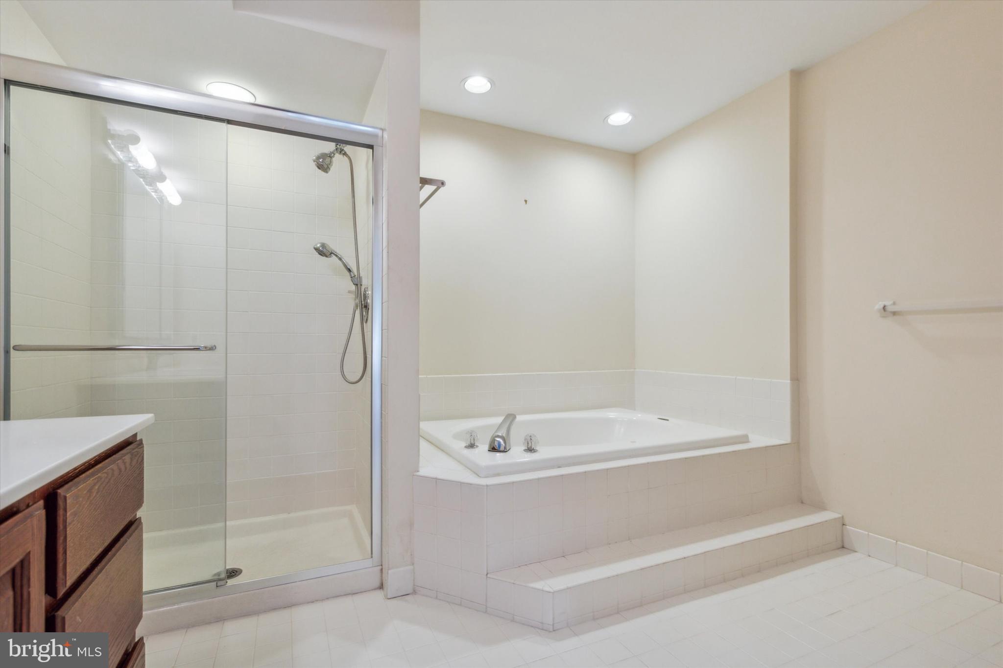 STEEPLECHASE - Residential