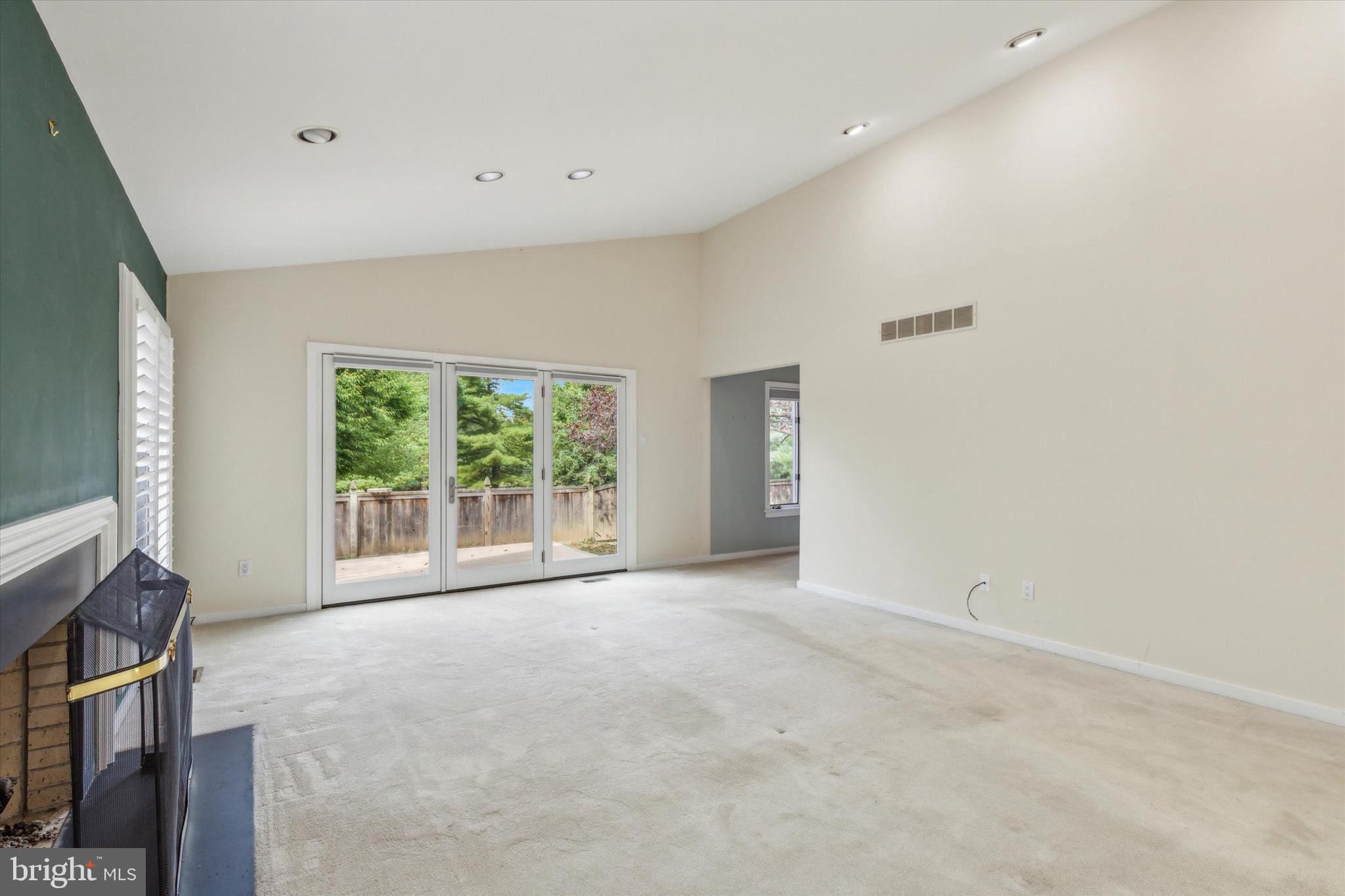 STEEPLECHASE - Residential