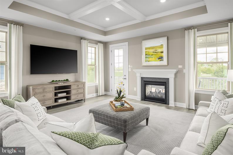 TWO RIVERS - Residential