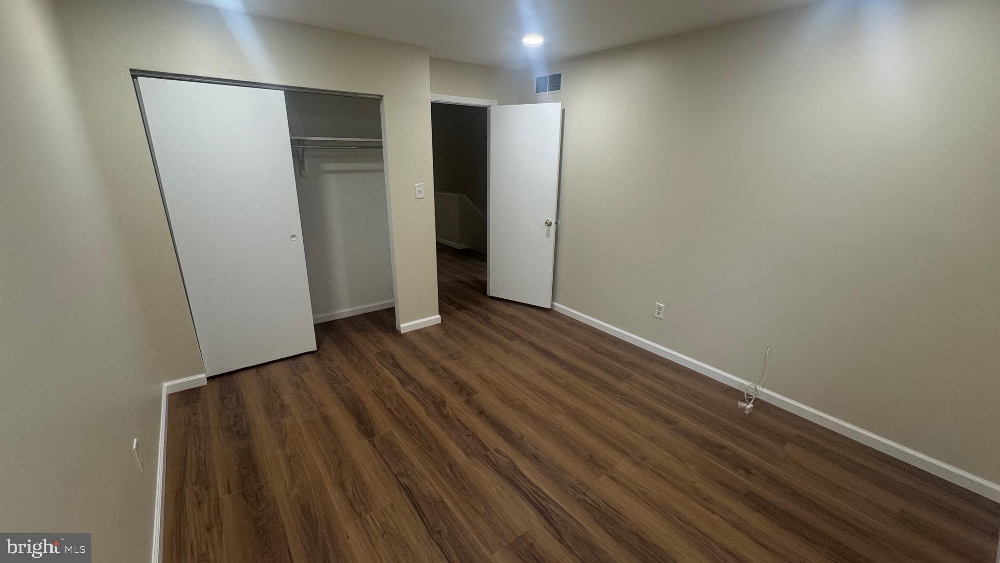 HOLLYBROOKE - Residential Lease