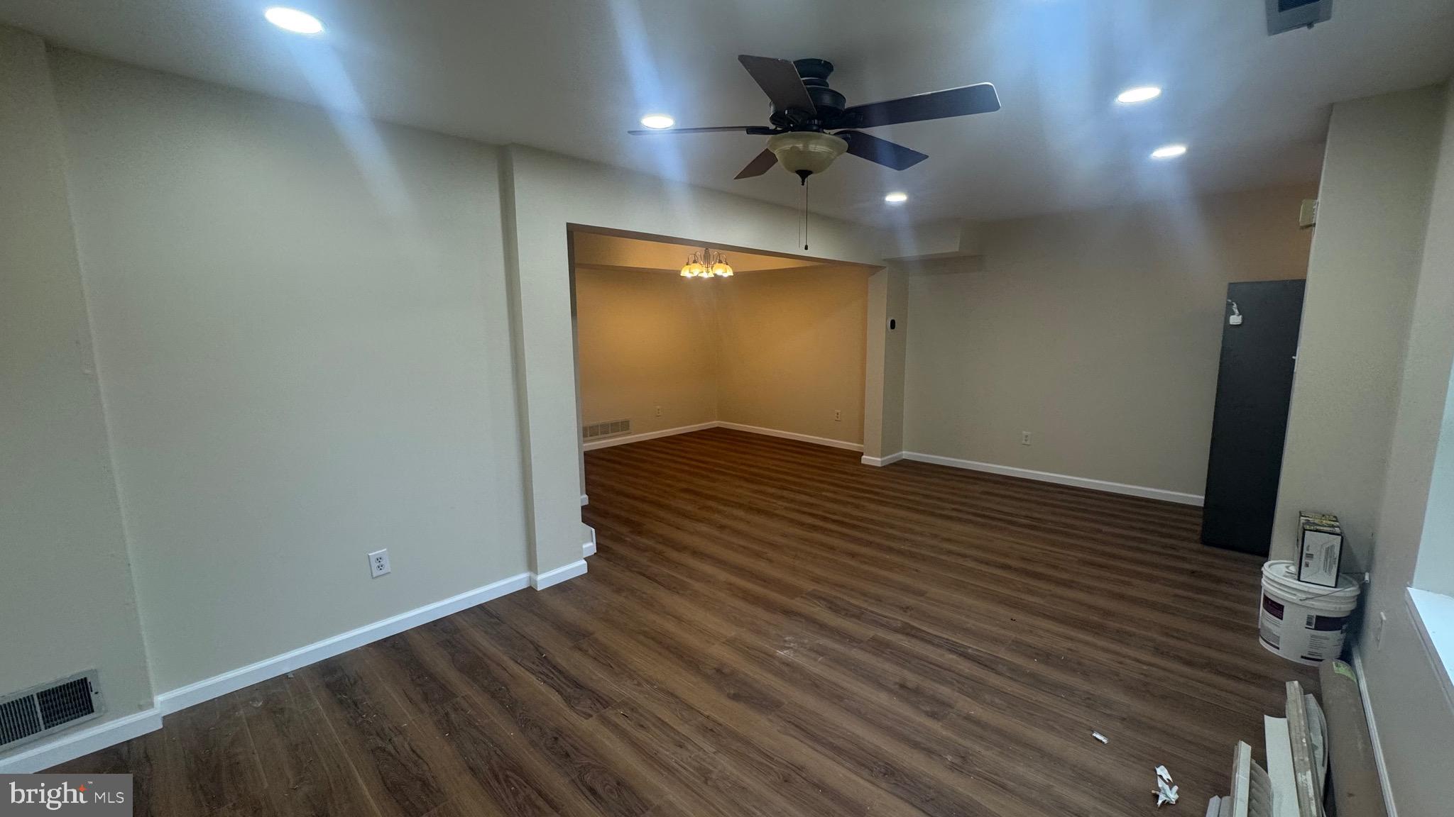 HOLLYBROOKE - Residential Lease