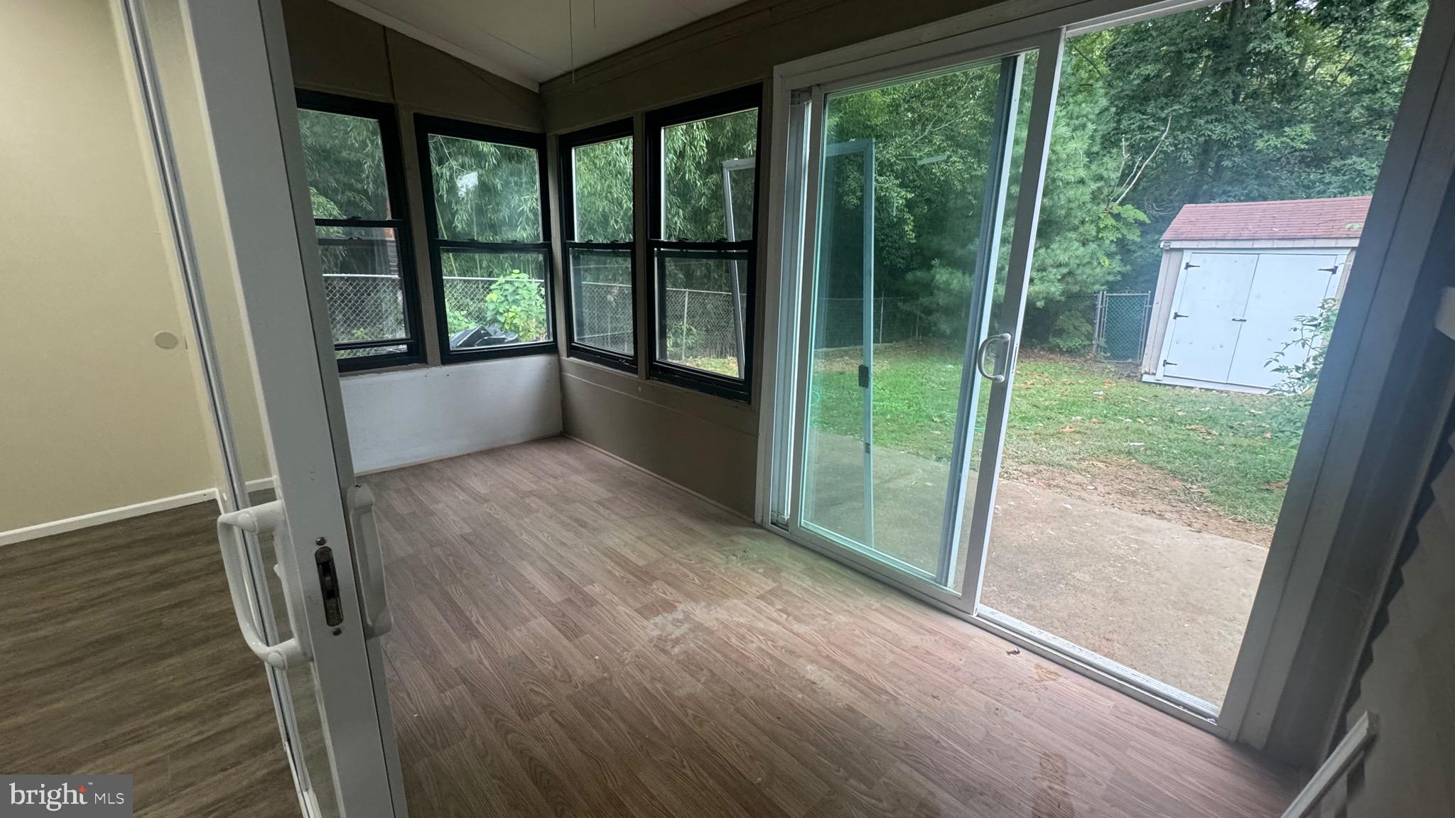 HOLLYBROOKE - Residential Lease