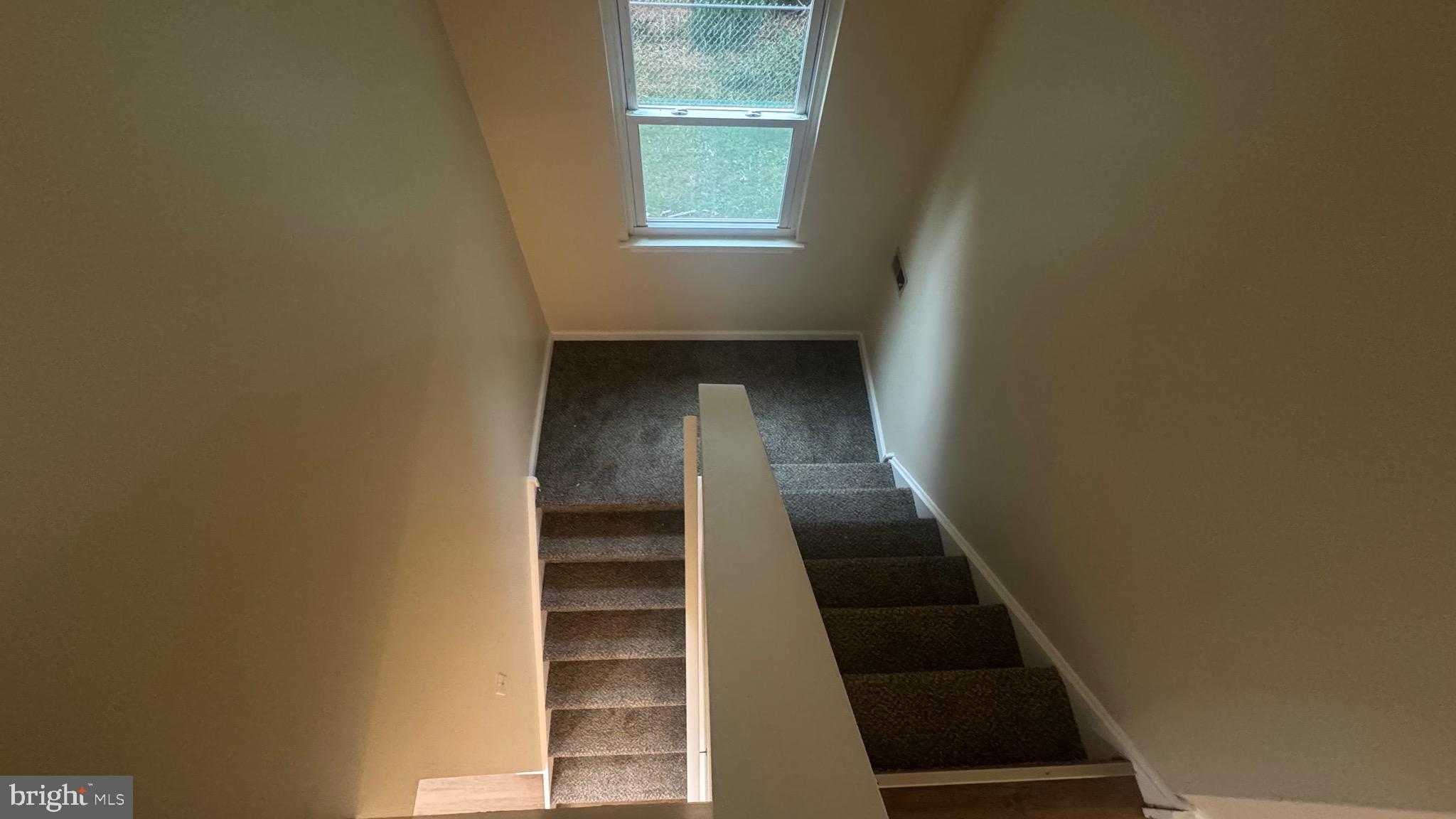 HOLLYBROOKE - Residential Lease