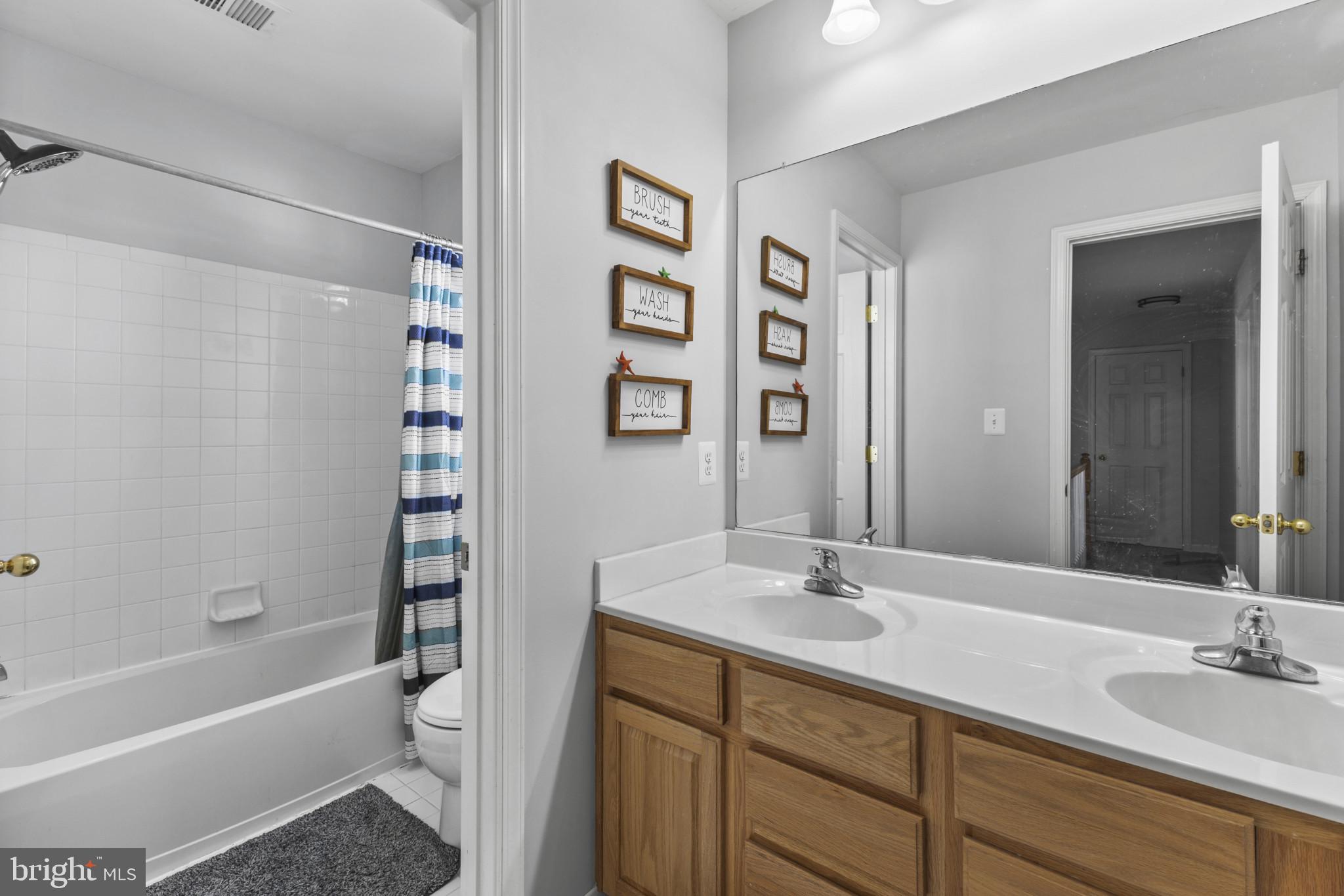 SHEPHERD VILLAGE - Residential