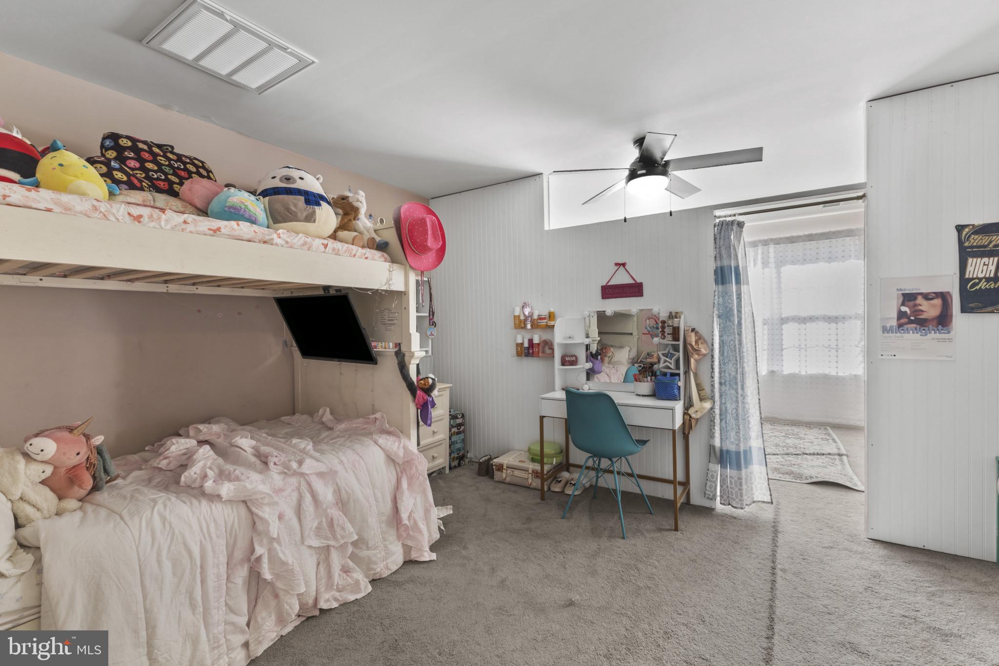 SHEPHERD VILLAGE - Residential