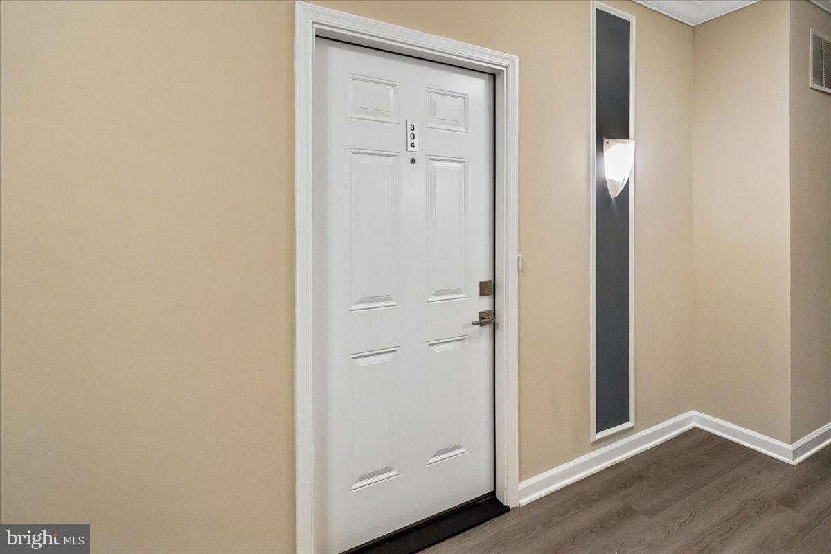 815 BRANCH DRIVE 304