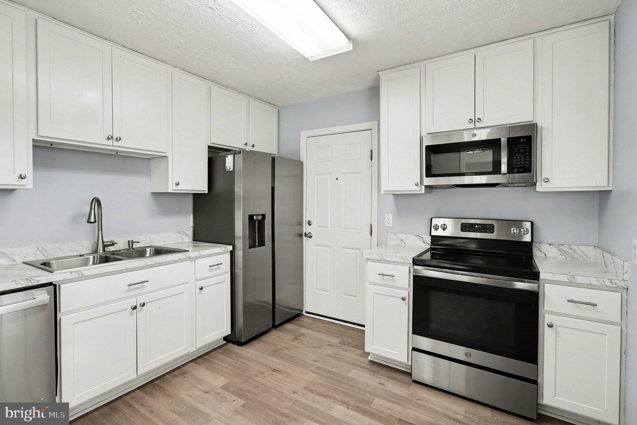 NORMANDY VILLAGE - Residential