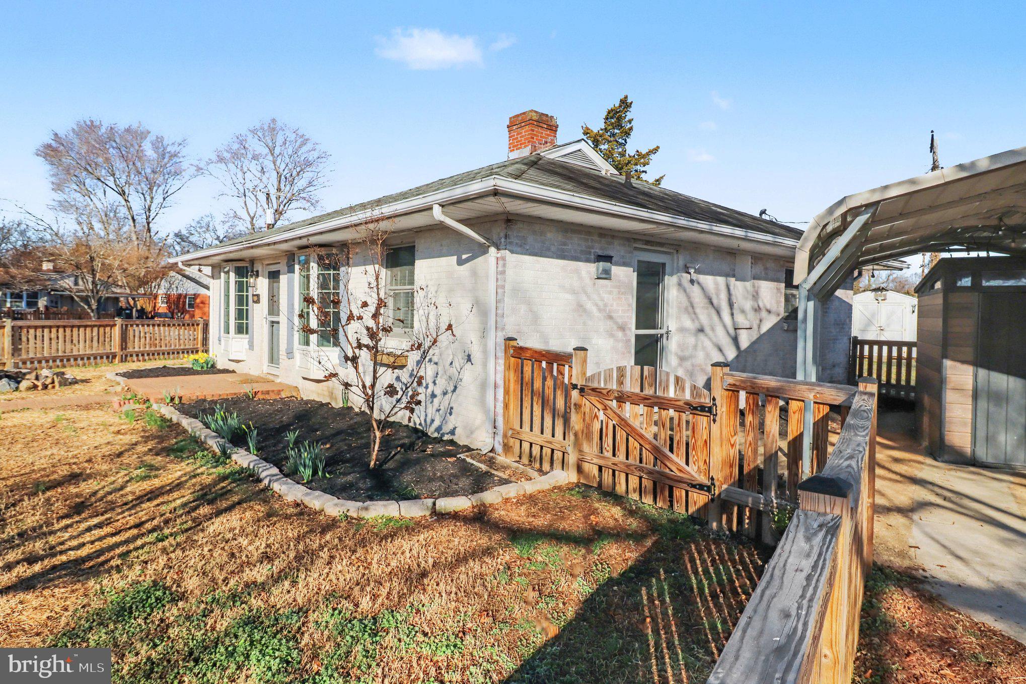 NORMANDY VILLAGE - Residential